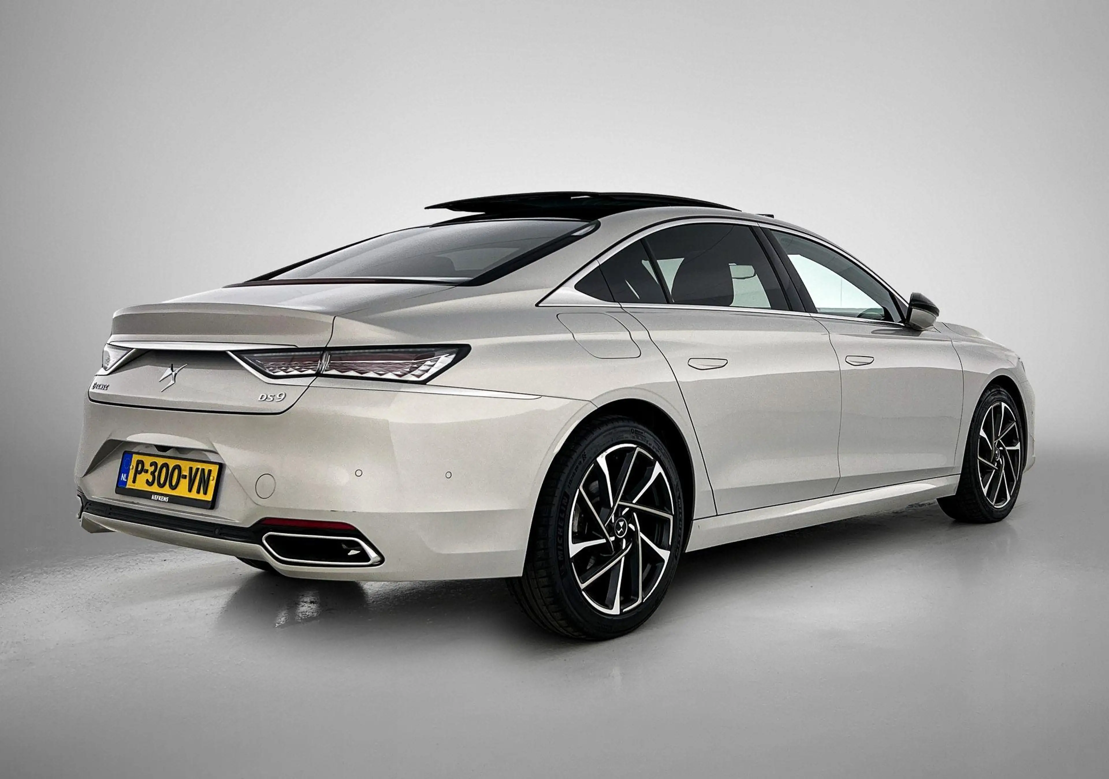 DS Automobiles DS 9 E-Tense RIVOLI+ — photo 5
