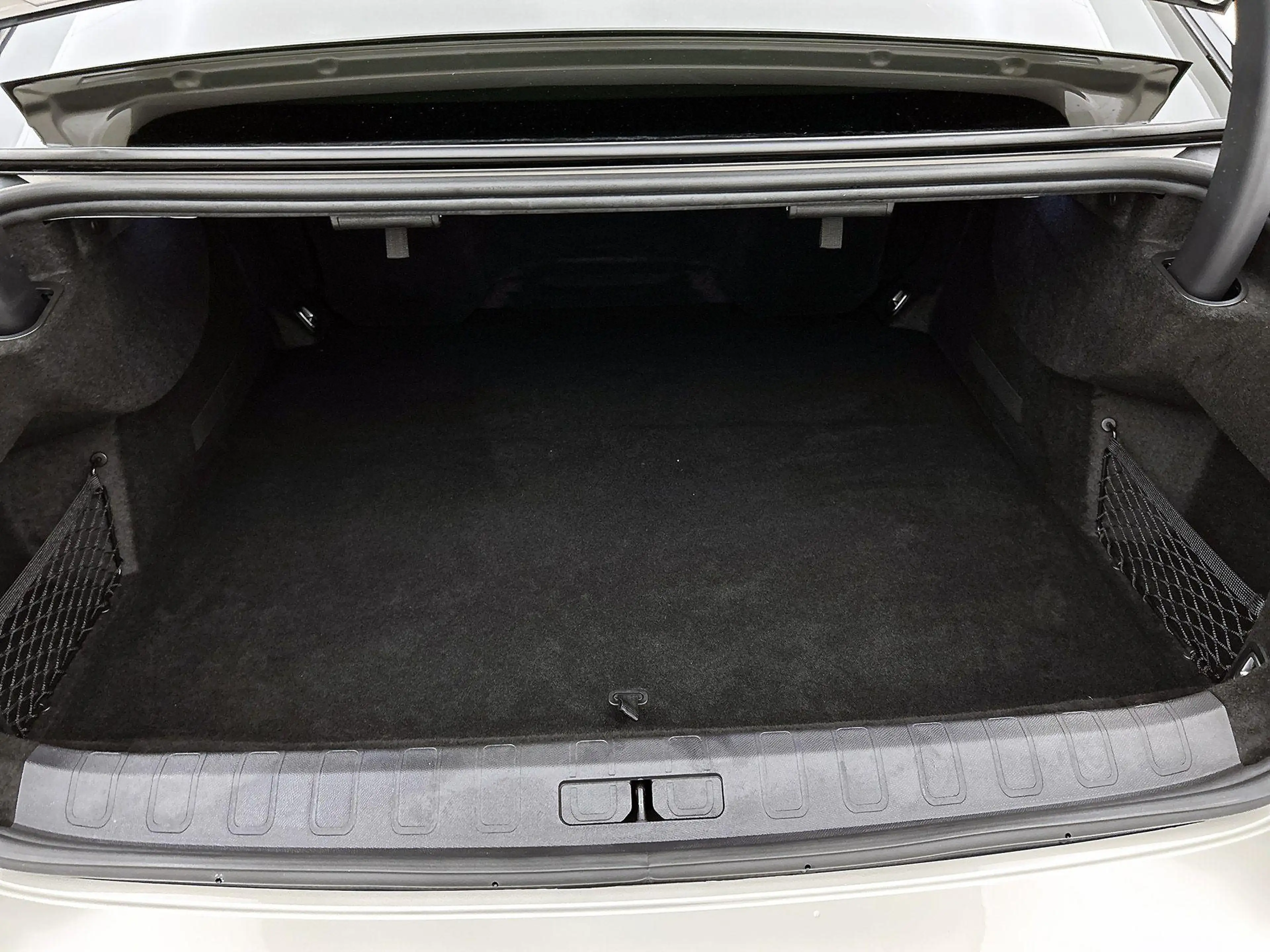 DS Automobiles DS 9 E-Tense RIVOLI+ — photo 15