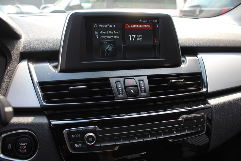 BMW 218 218 ACTIVE TOURER AUTOMATIK KLIMA PDC ALU 2.Hd — photo 10
