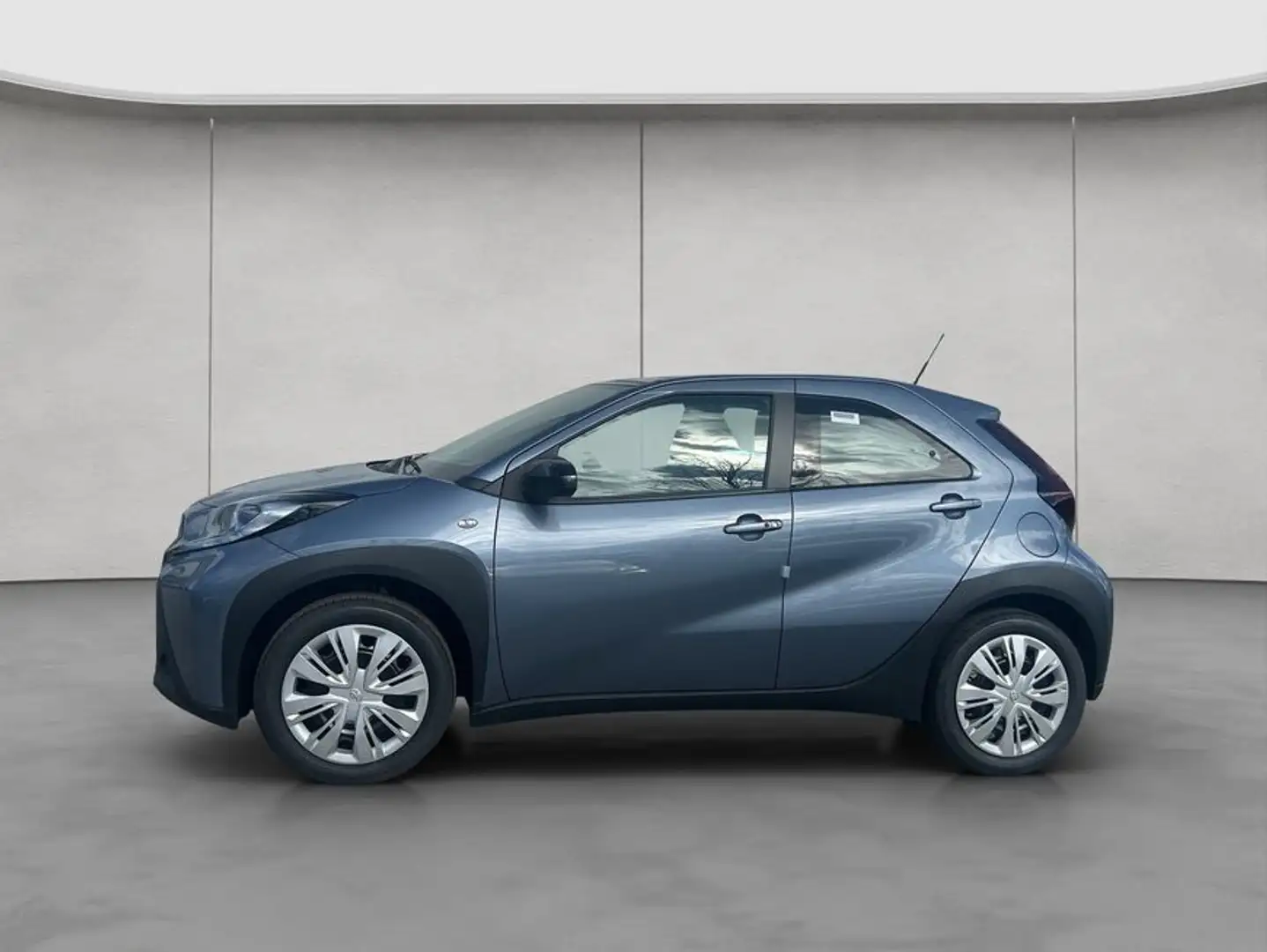 Toyota Aygo X X S-CVT Business Edition Komfort Paket Grau - 2