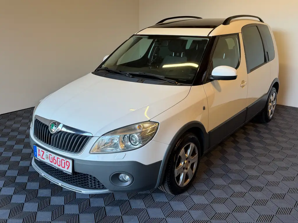 Skoda Roomster 2012 из Европы — купить под ключ