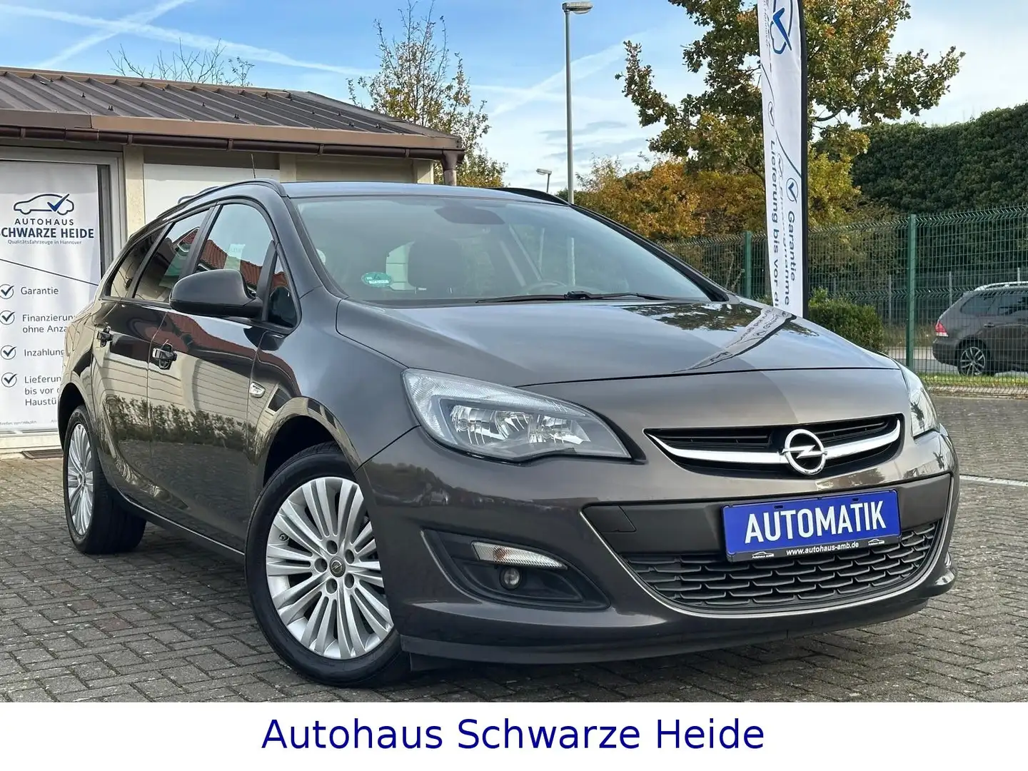 Opel Astra J Automatik ST Kombi*EDITION*140PS*AHK*TOP Grau - 1