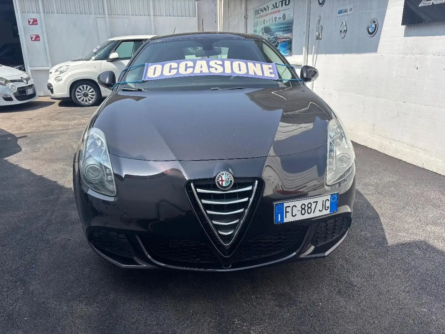 Alfa Romeo Giulietta 1.6 JTDm-2 120 CV Distinctive Schwarz - 2
