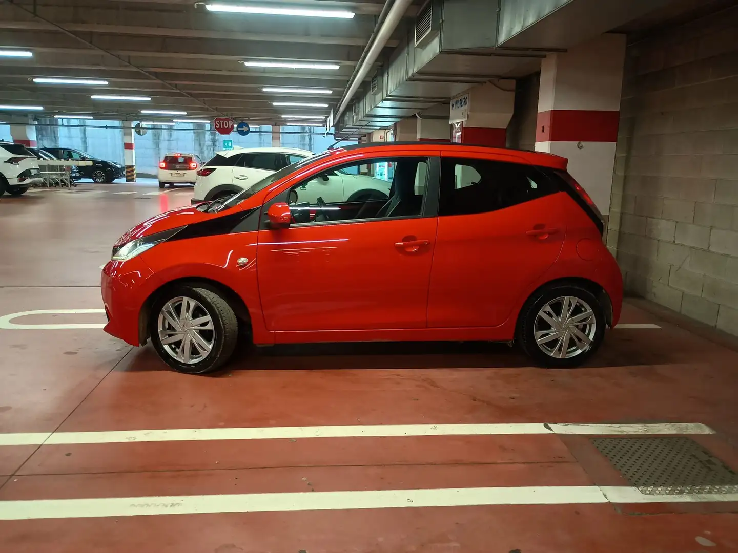 Toyota Aygo Aygo II 2014 5p 1.0 x-cite - 2