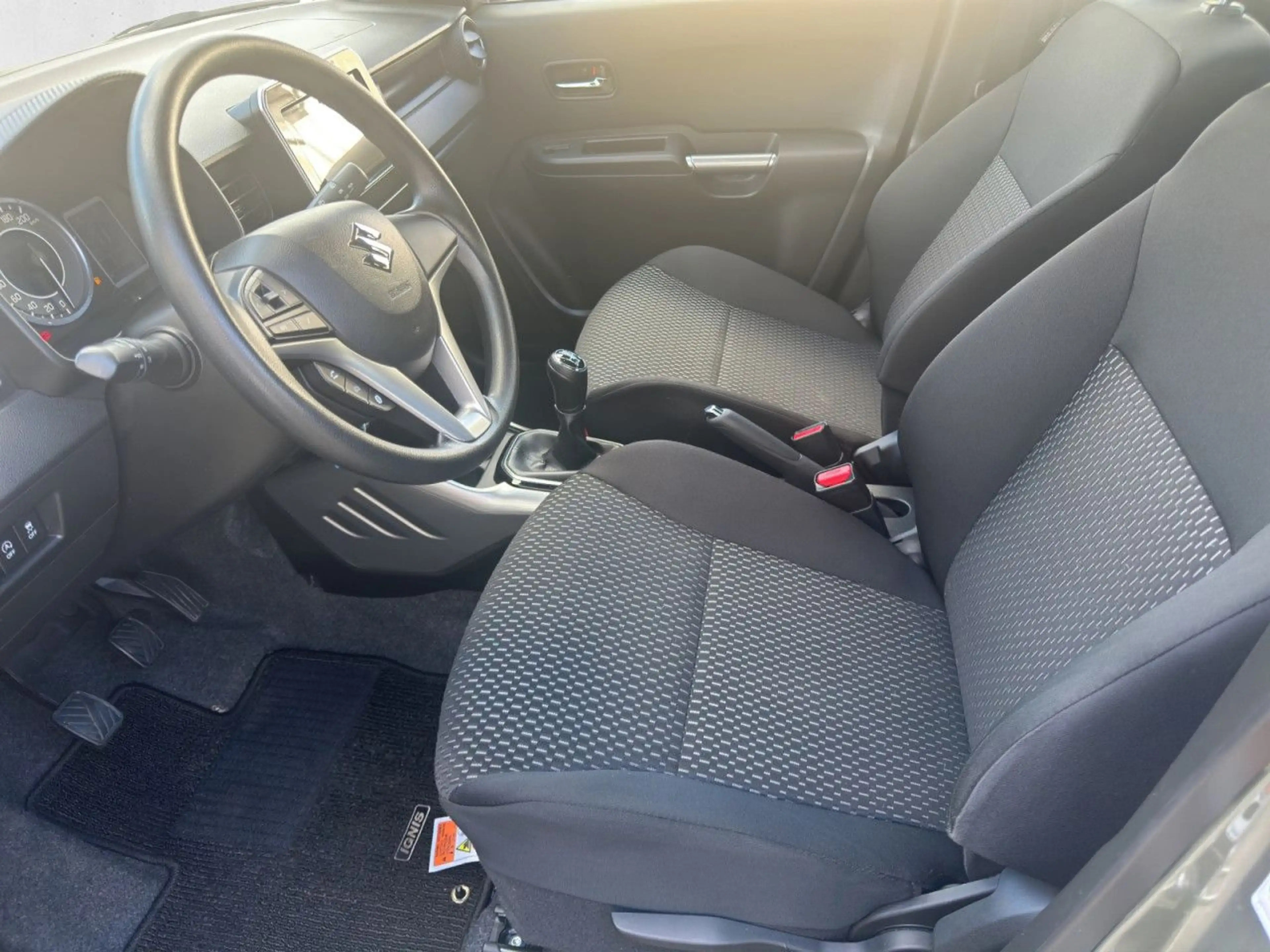 Suzuki Ignis 1.2 Dualjet Hybrid Comfort Bluetooth LED — photo 9