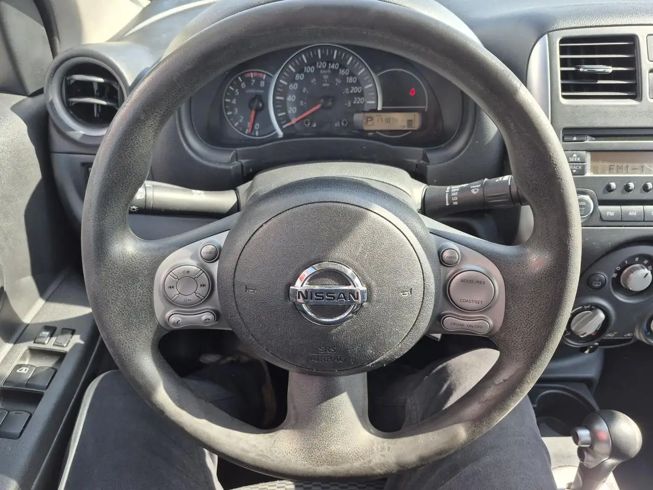 Nissan Micra снимка Nissan Micra