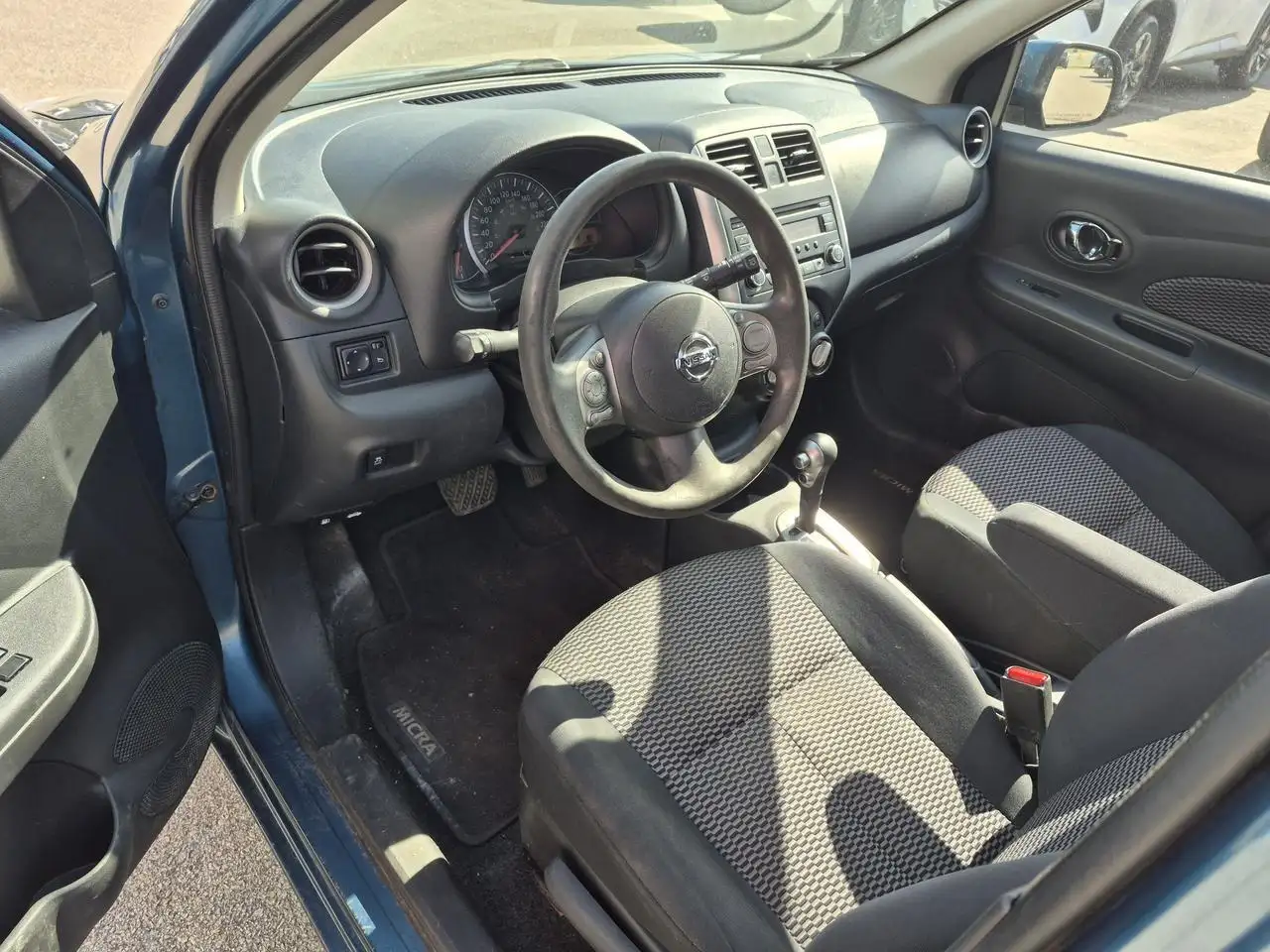 Nissan Micra снимка Nissan Micra