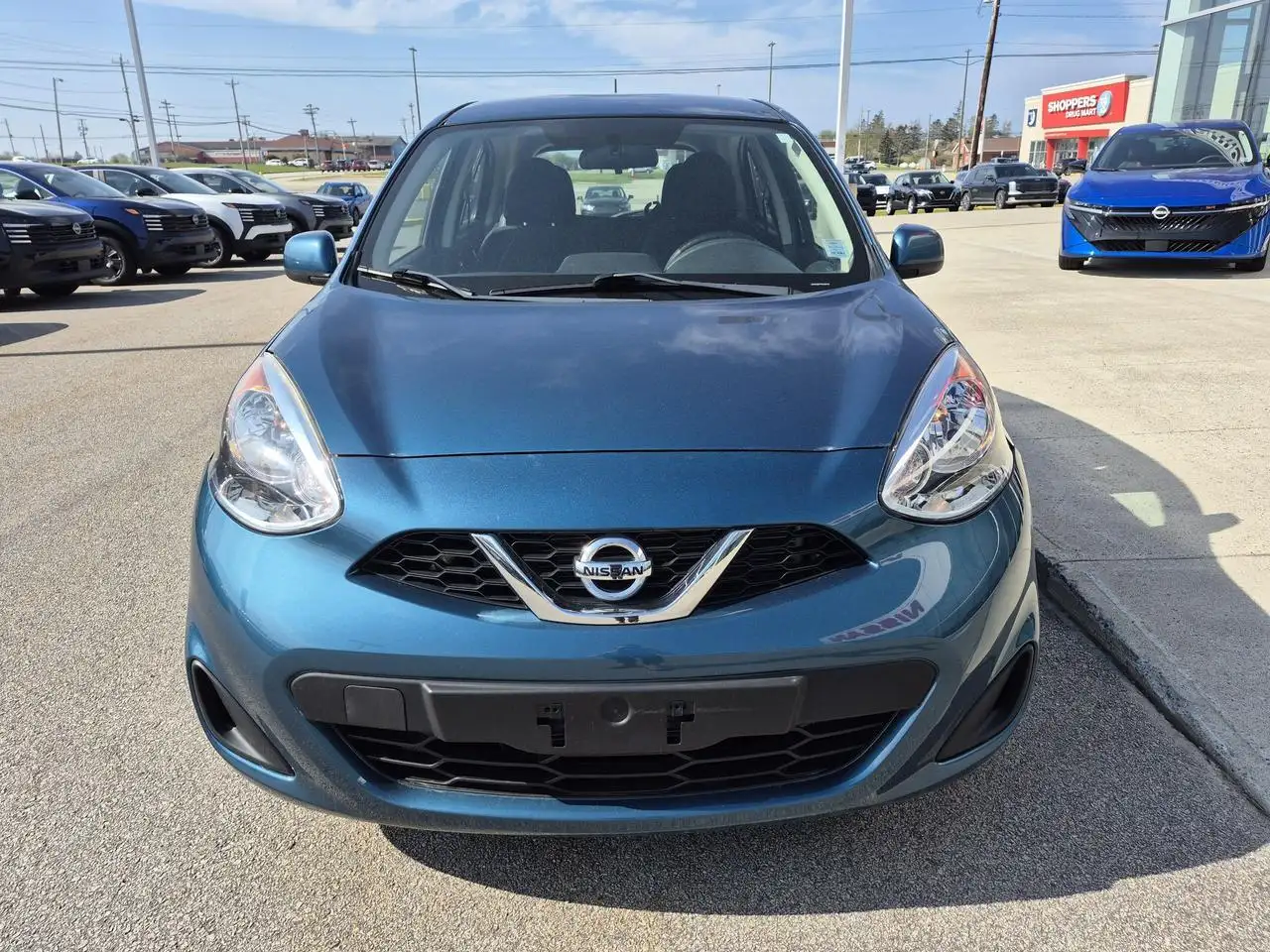 Nissan Micra снимка Nissan Micra