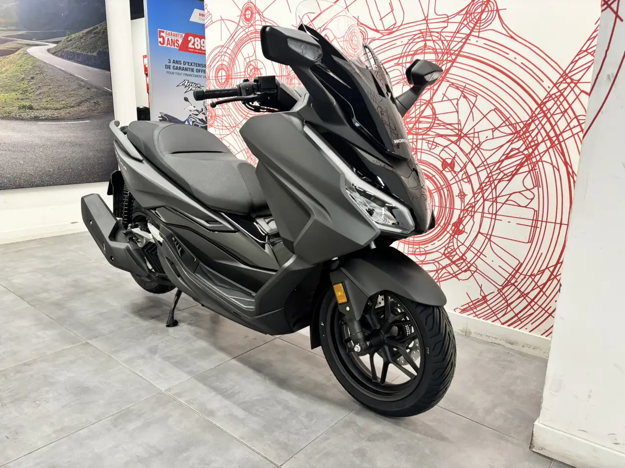 Honda Forza 125