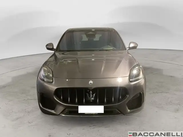 Maserati Grecale view 5