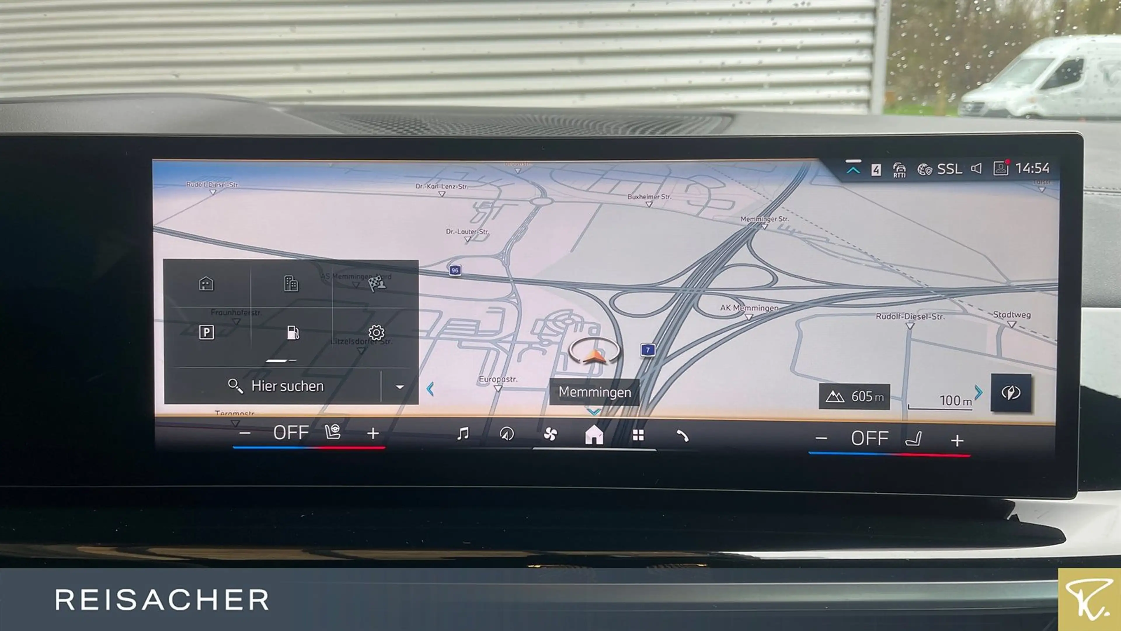 BMW X6 xDrive40d Navi AHK HUD 360° Standhzg ACC 22" — photo 13