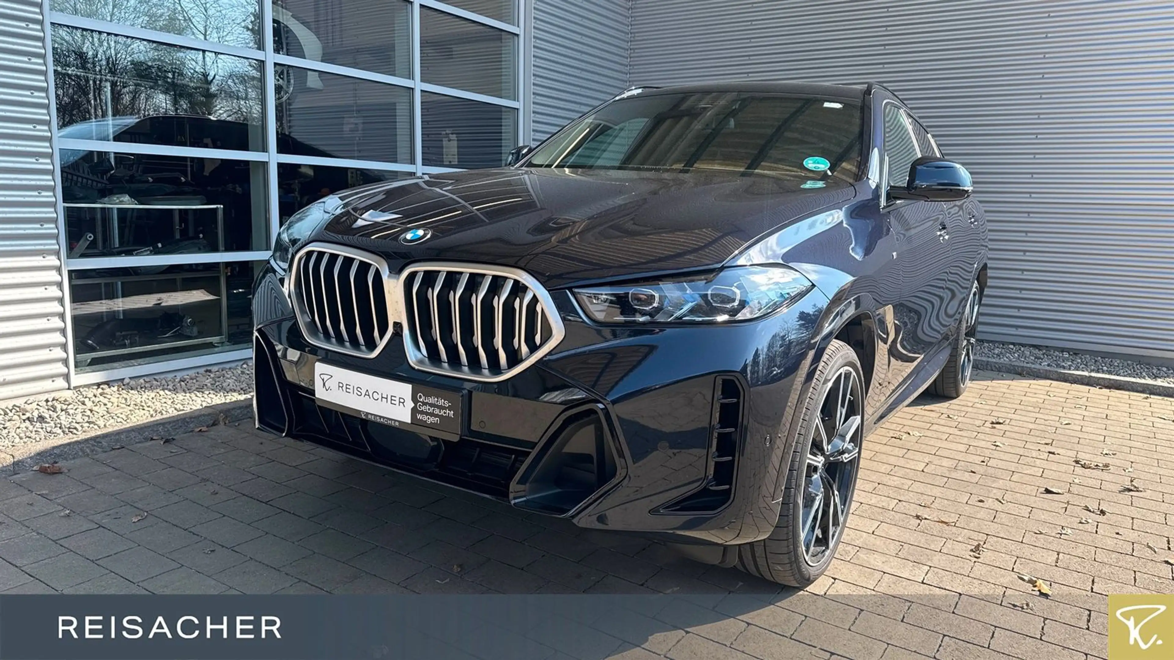BMW X6 xDrive40d Navi AHK HUD 360° Standhzg ACC 22"
