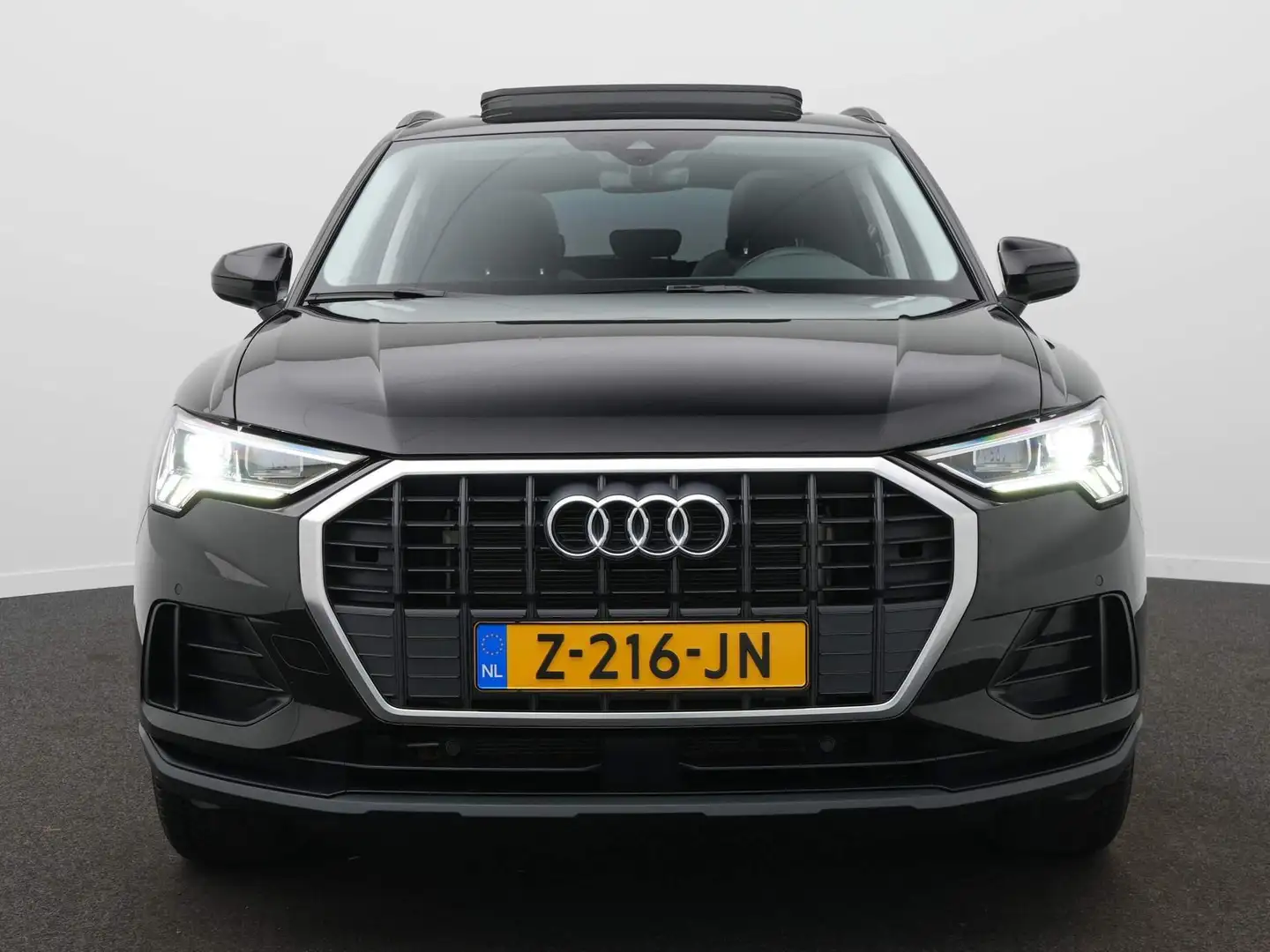 Audi Q3 45 TFSI e Advanced Edition Panoramadak | Virtual C Black - 2
