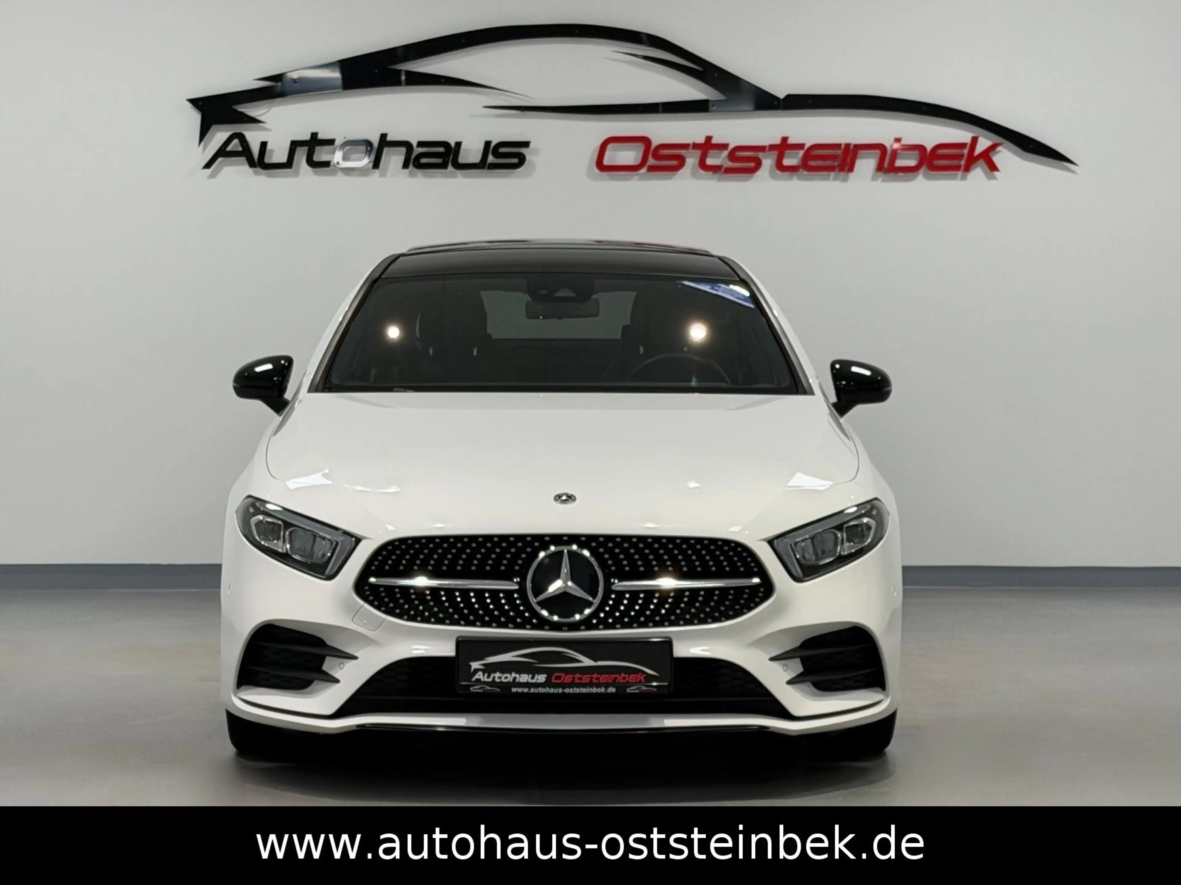 Mercedes-Benz A 200 LIMOUSINE AMG-LINE/NIGHT/PANO/LED/SHZ/PDC/ — photo 8