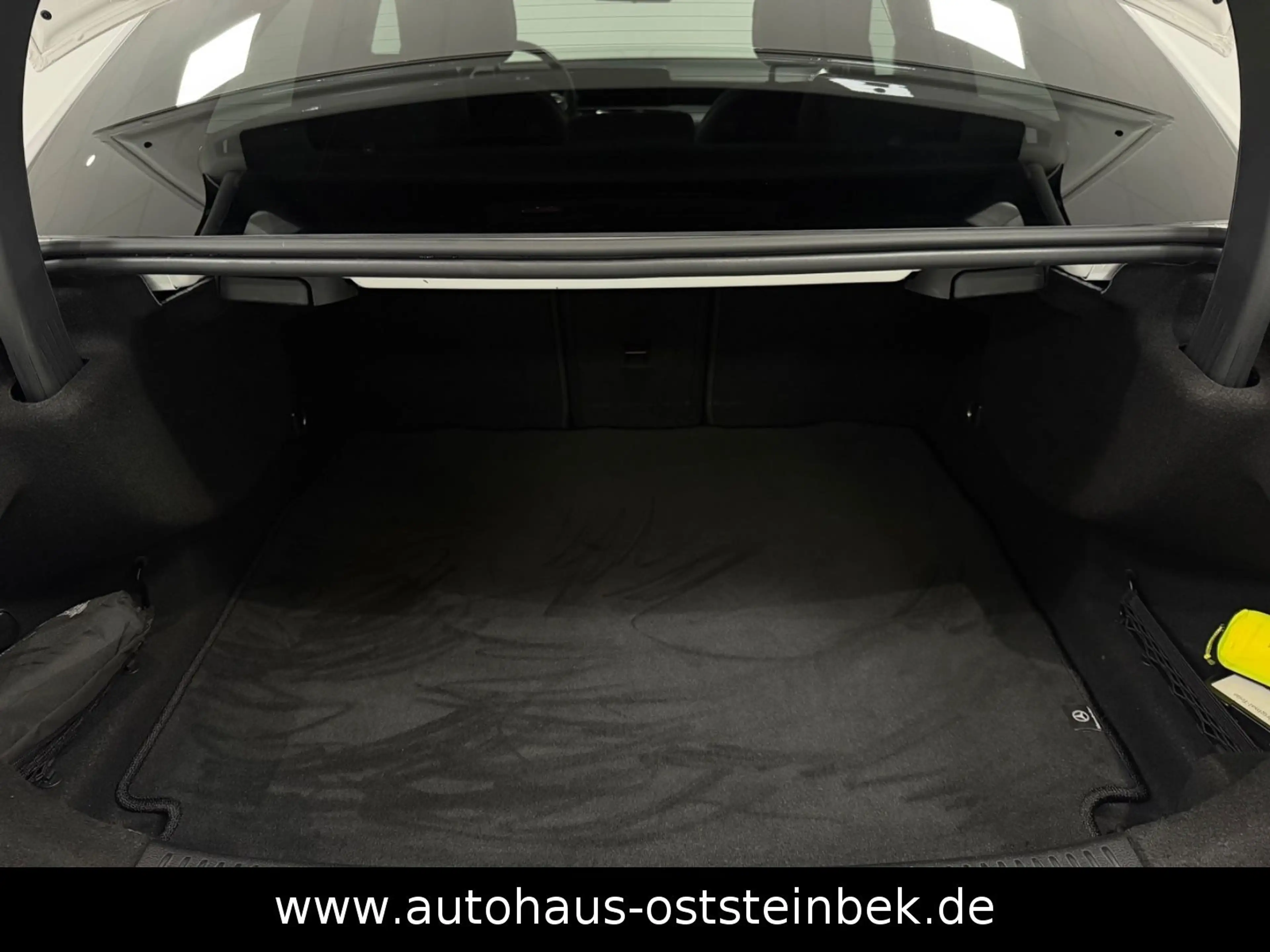 Mercedes-Benz A 200 LIMOUSINE AMG-LINE/NIGHT/PANO/LED/SHZ/PDC/ — photo 15