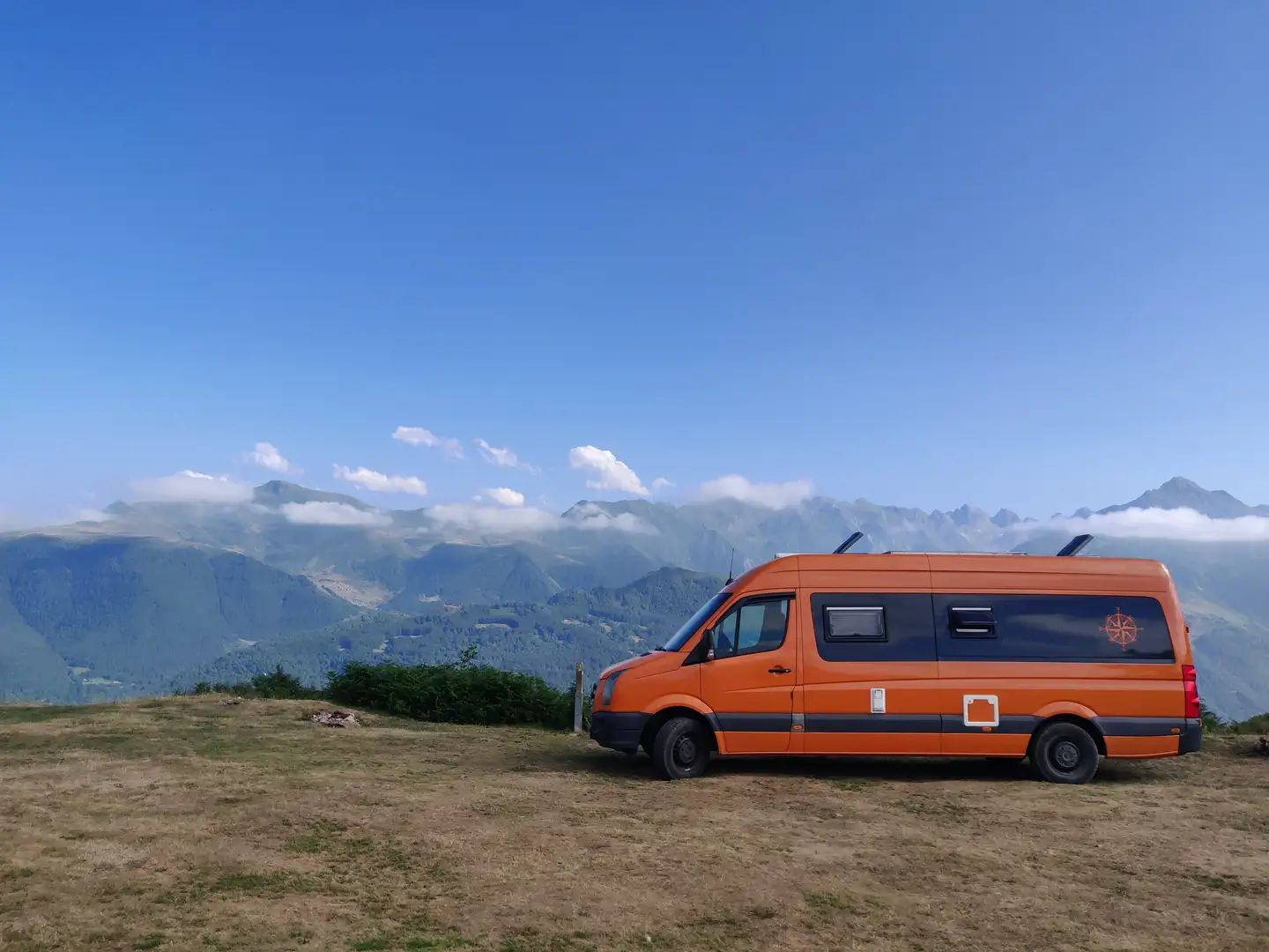 Caravans-Wohnm VW crafter 2.5 140pk zelfbootbouw campervan offgrid safe Naranja - 1