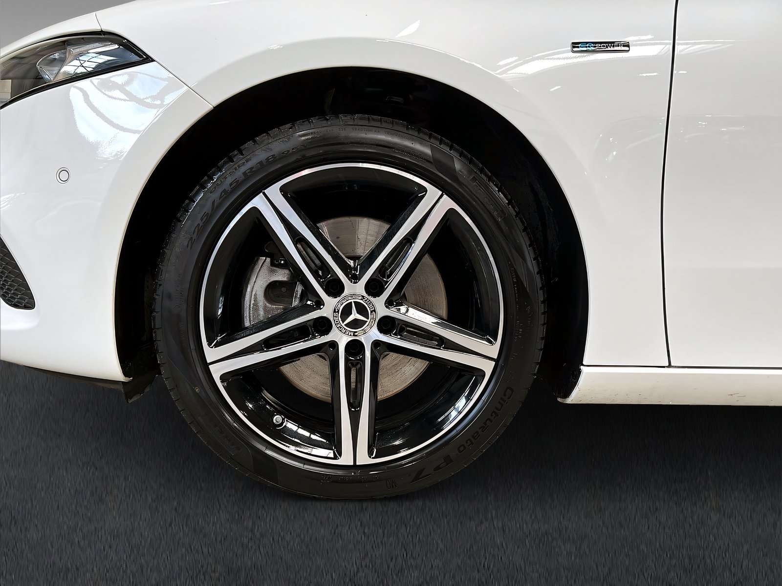 Mercedes-Benz A 250