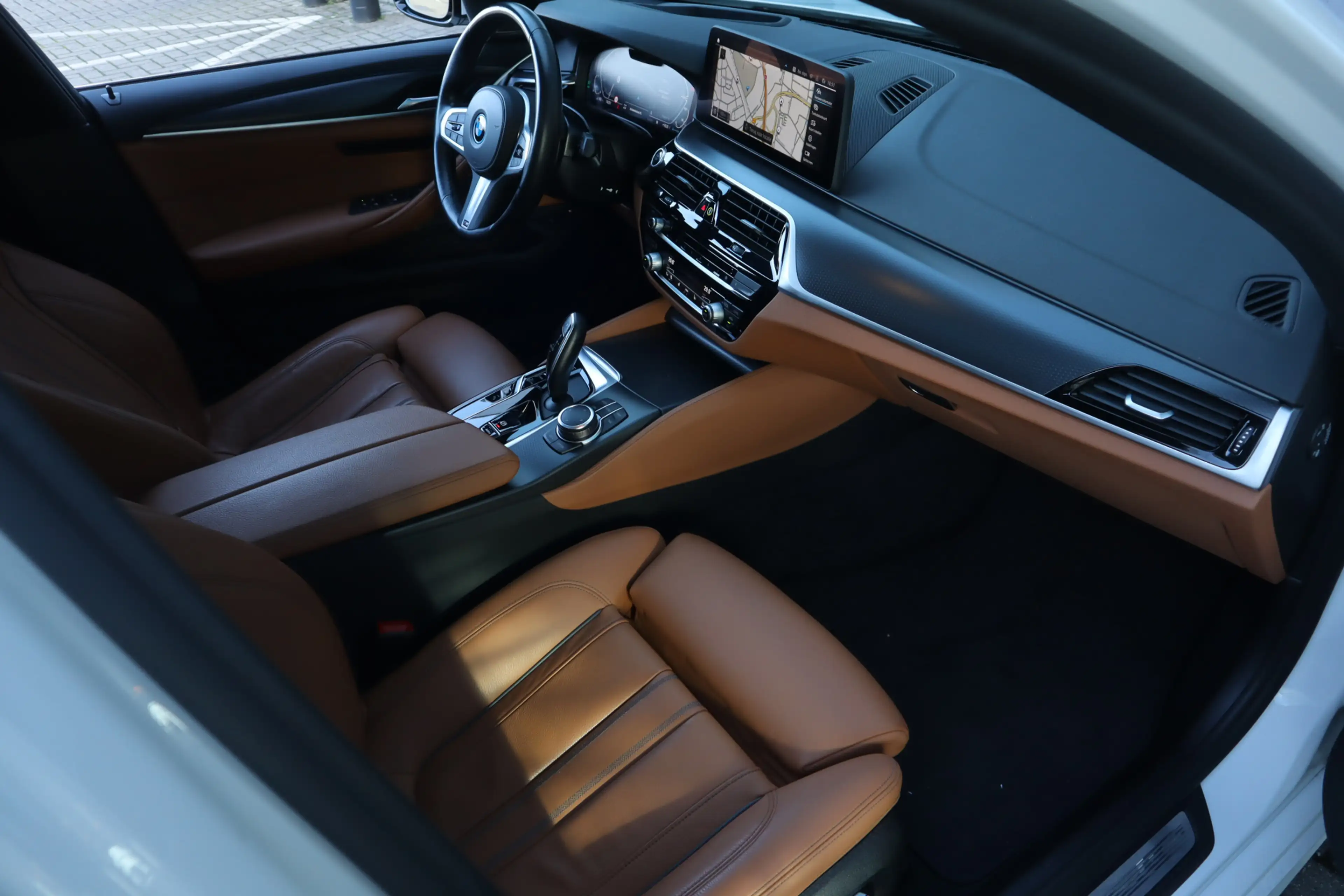 BMW 530 5-serie Touring 530e M-sport | Pano | Leer | Elec. — photo 5