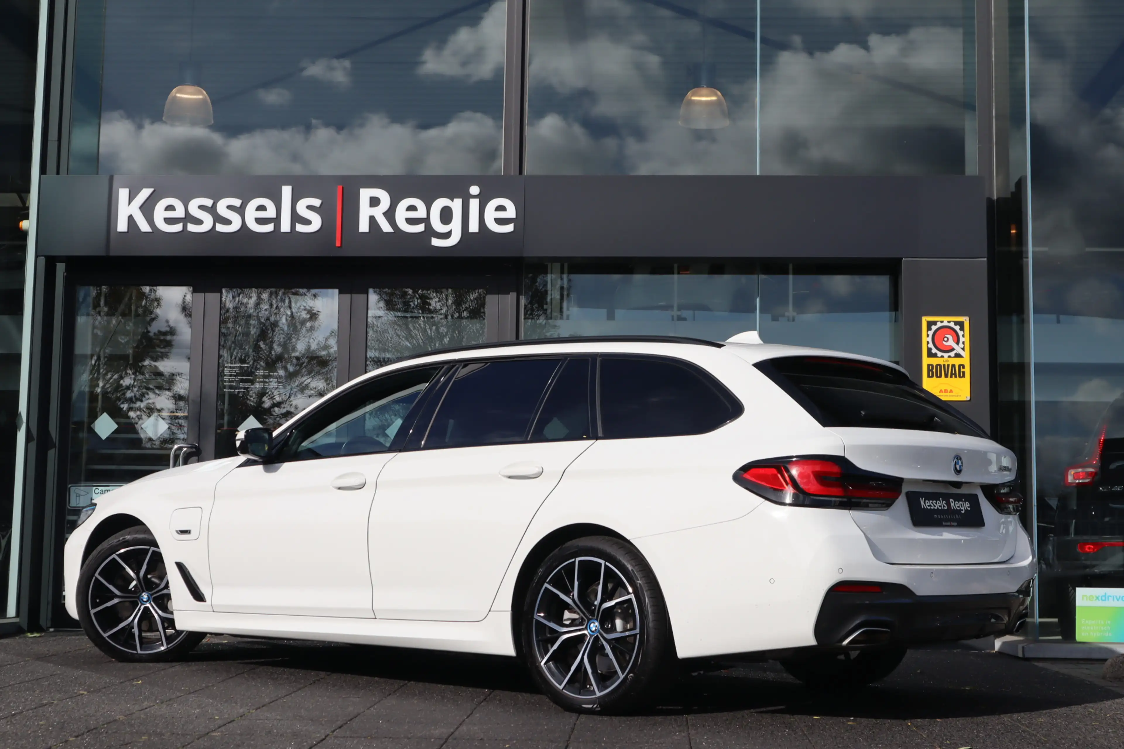BMW 530 5-serie Touring 530e M-sport | Pano | Leer | Elec. — photo 30