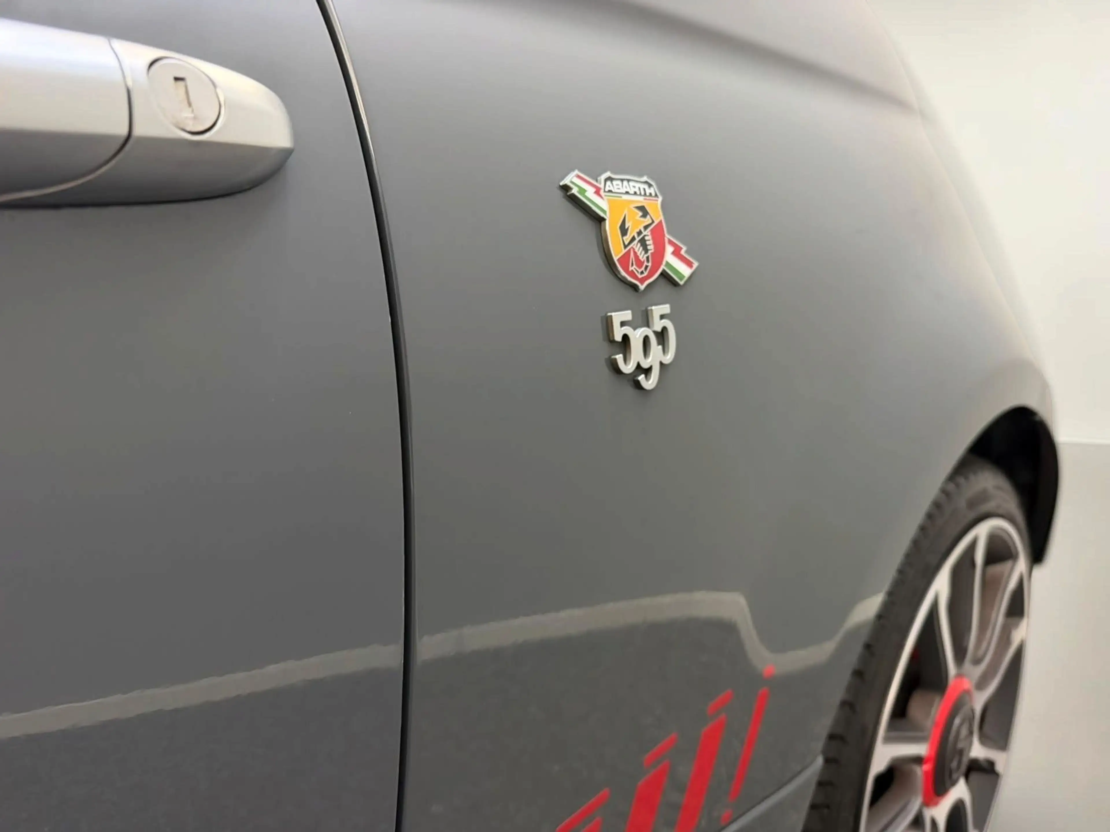 Abarth 595 Turismo Estetico Red PANO*CARPLAY*SPORTSITZE — photo 5