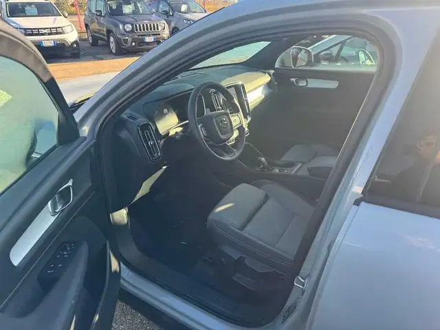 Volvo XC40 2.0 b3 Ultra Black Edition Auto