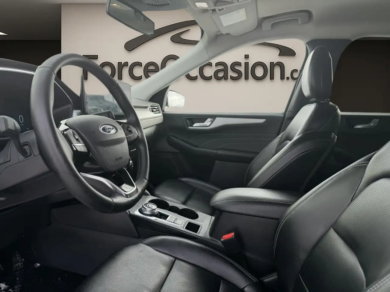 Ford Escape снимка Ford Escape