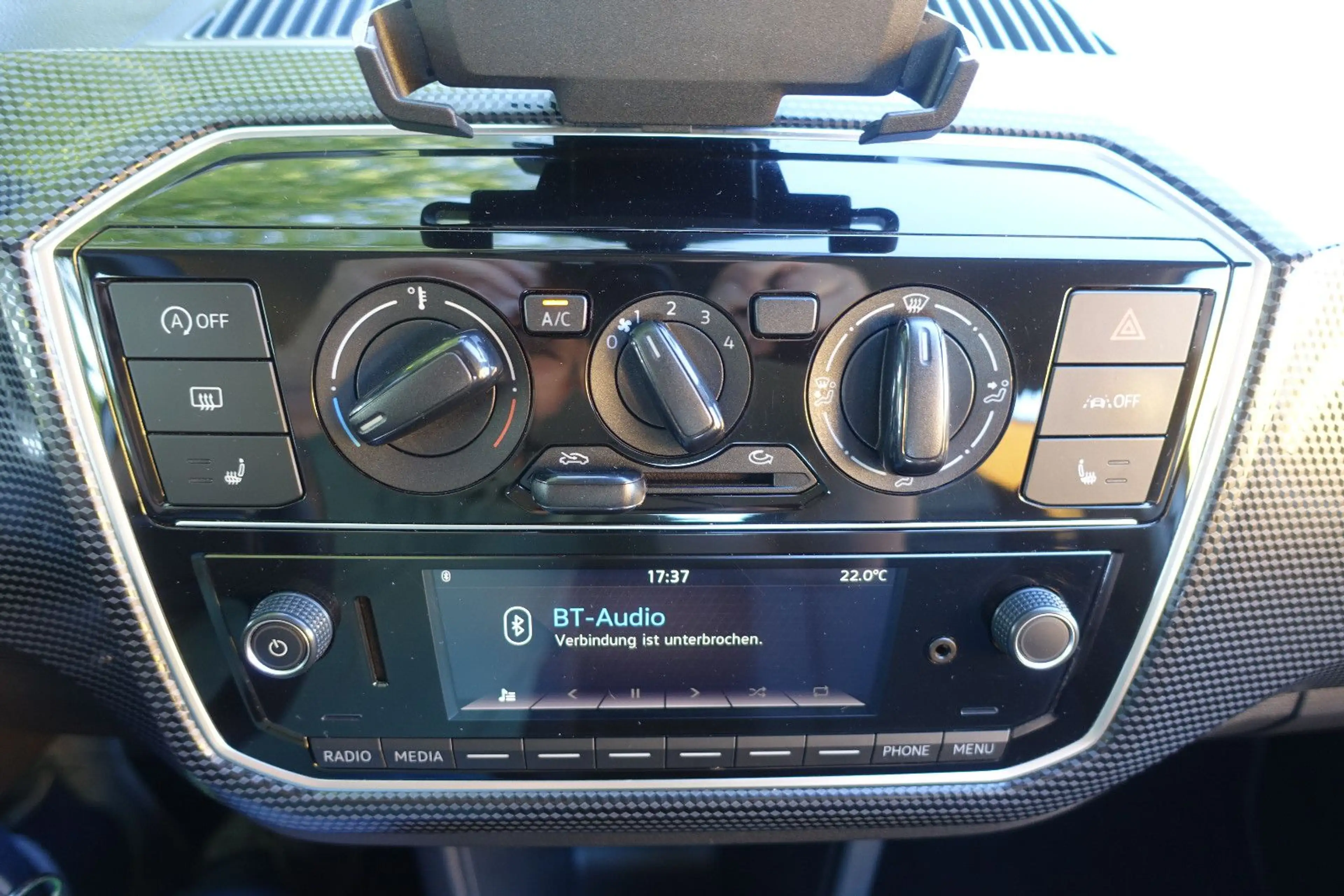 Volkswagen up! *Klima*Brems-Assist*Tempomat*Rückfahrkamera* — photo 38