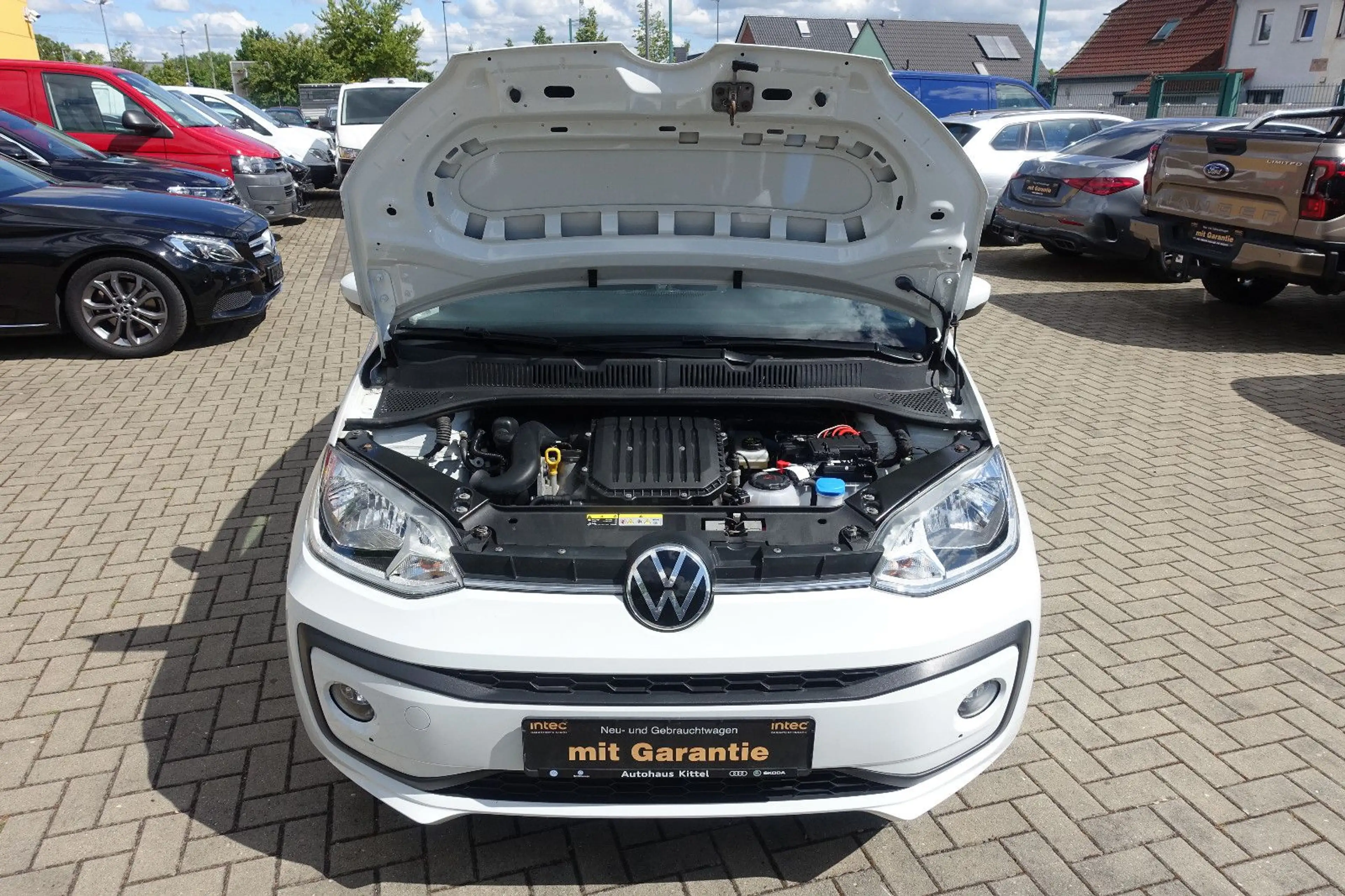 Volkswagen up! *Klima*Brems-Assist*Tempomat*Rückfahrkamera* — photo 33