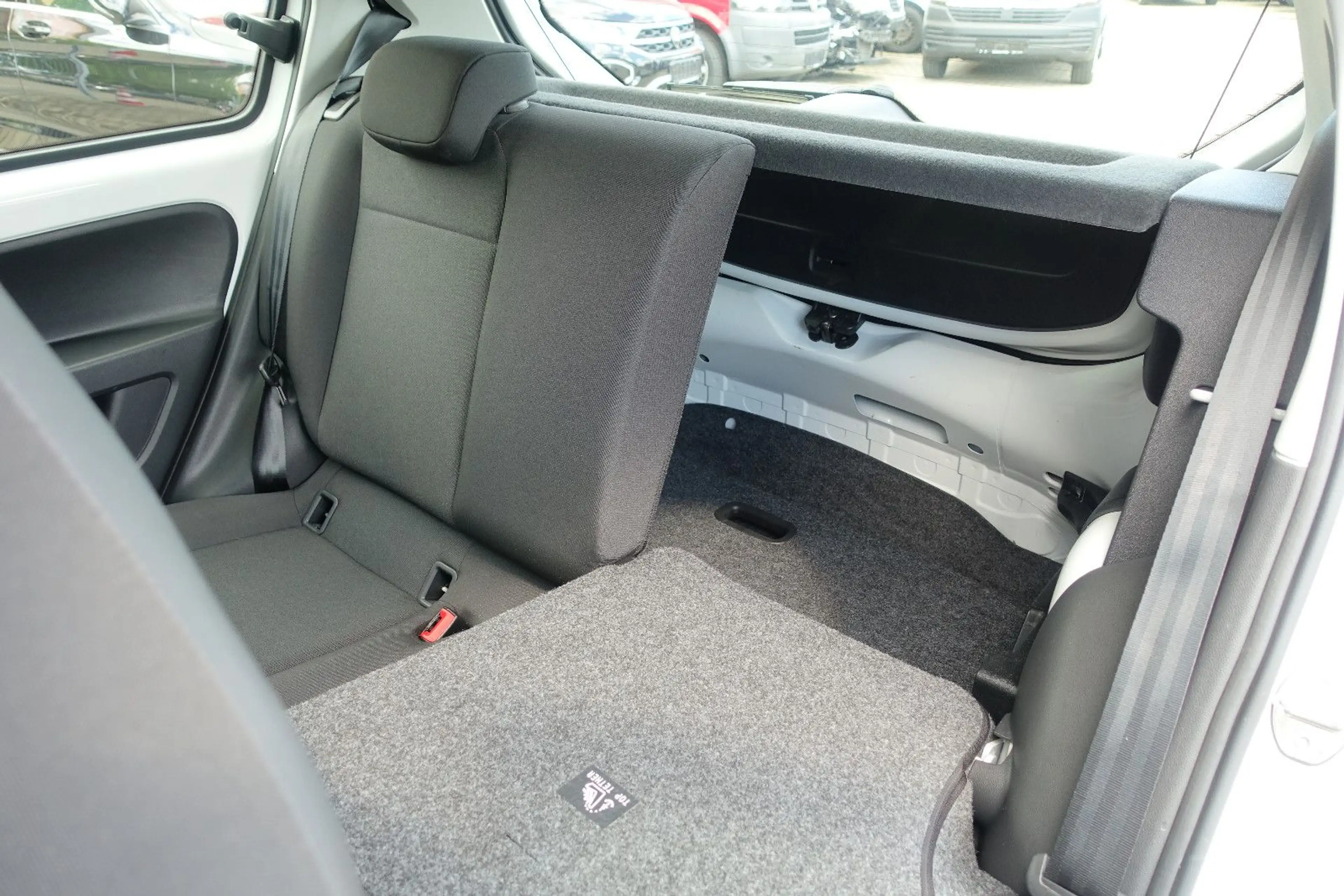 Volkswagen up! *Klima*Brems-Assist*Tempomat*Rückfahrkamera* — photo 30