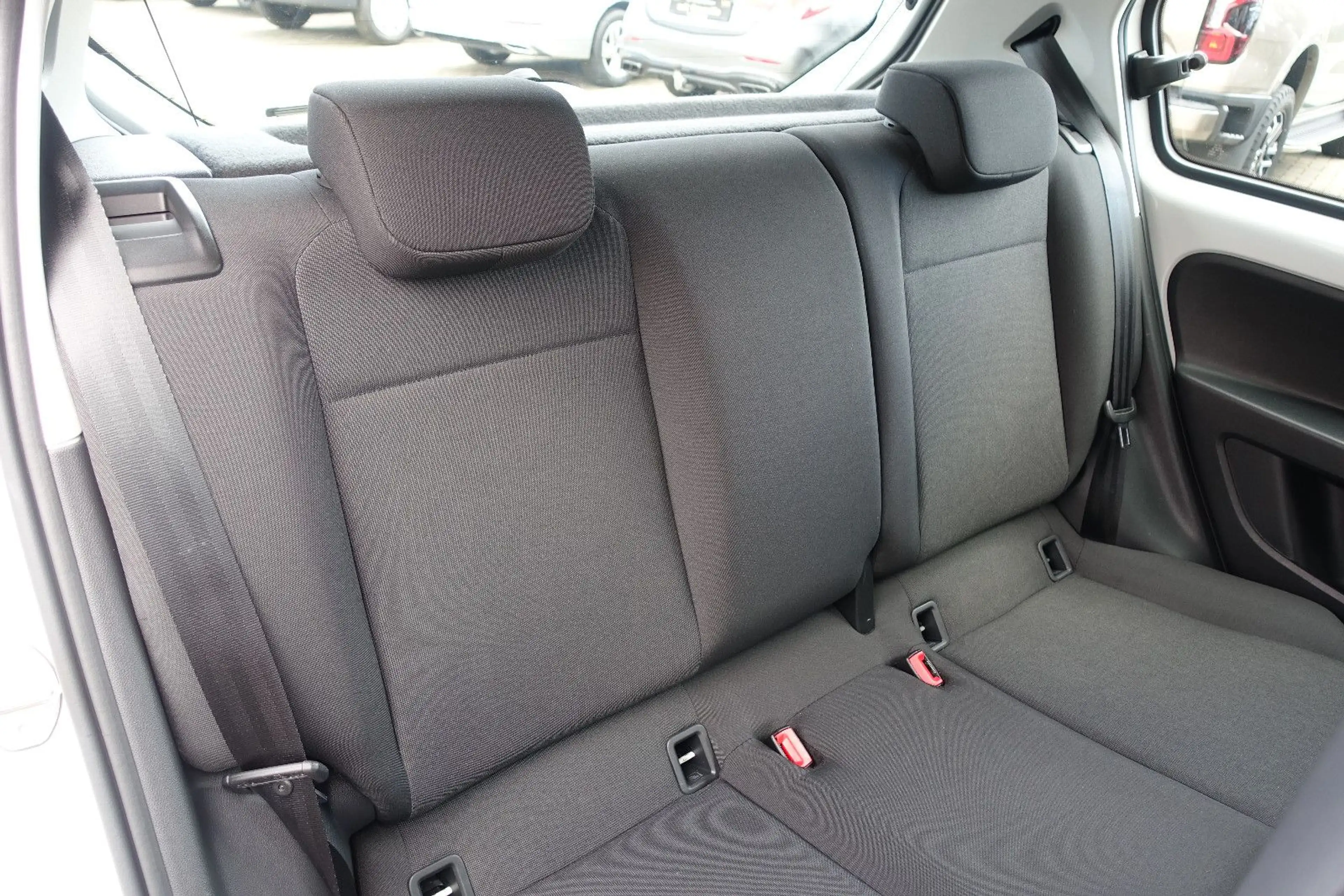 Volkswagen up! *Klima*Brems-Assist*Tempomat*Rückfahrkamera* — photo 25