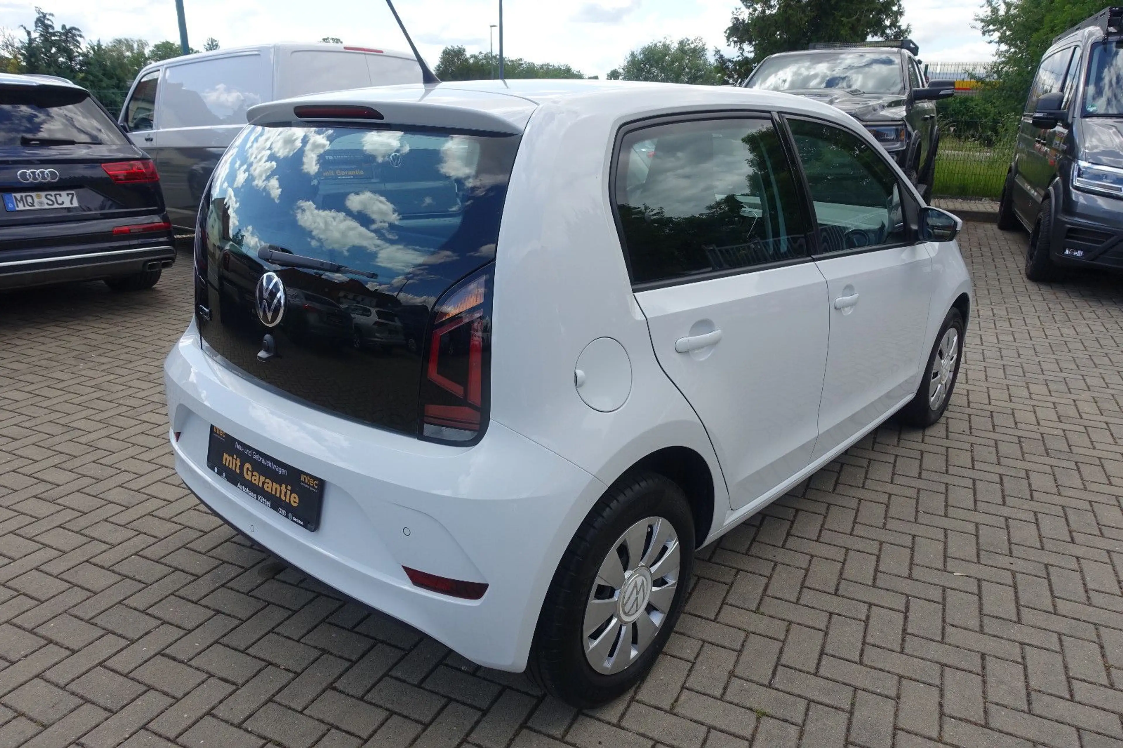 Volkswagen up! *Klima*Brems-Assist*Tempomat*Rückfahrkamera* — photo 5