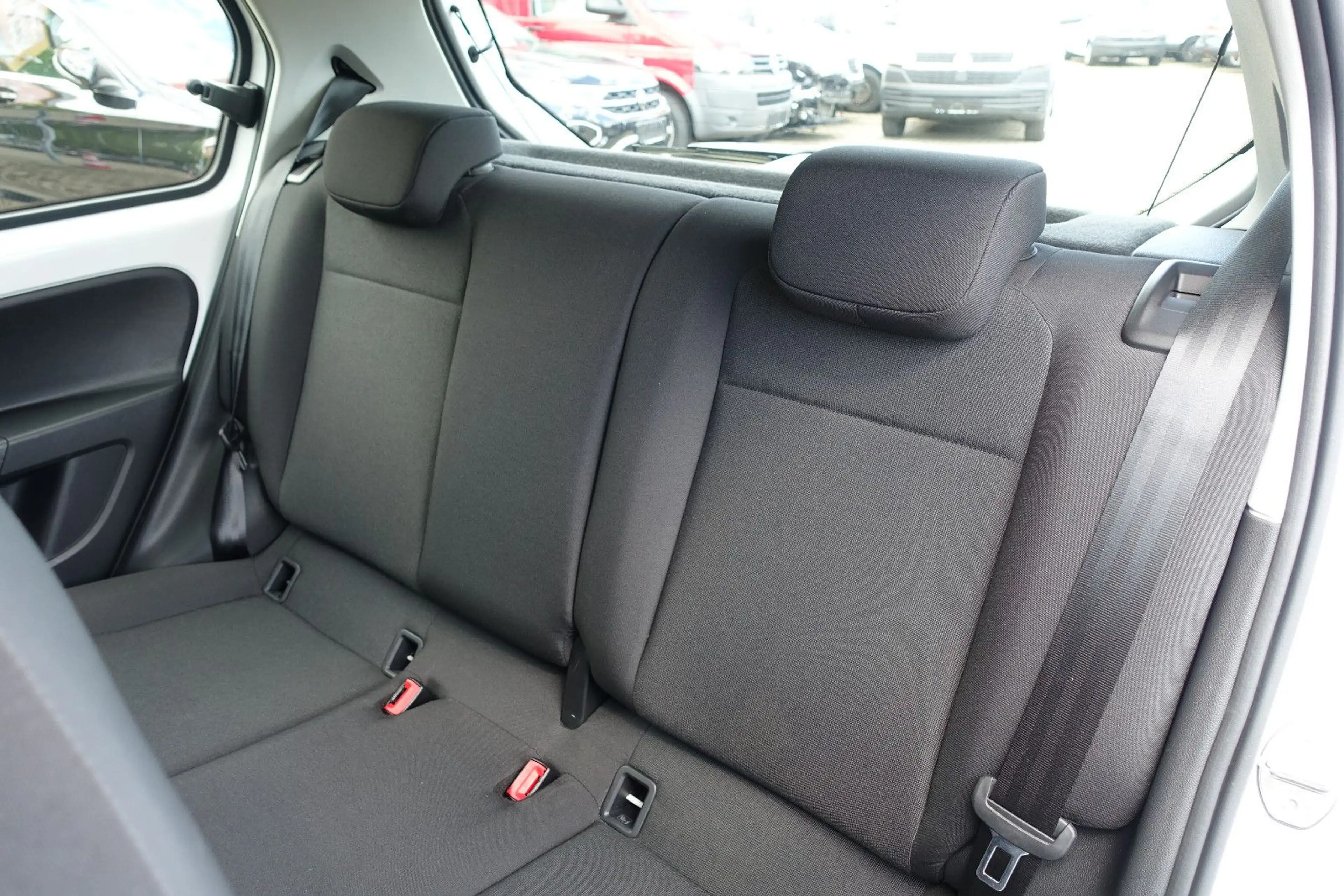 Volkswagen up! *Klima*Brems-Assist*Tempomat*Rückfahrkamera* — photo 29