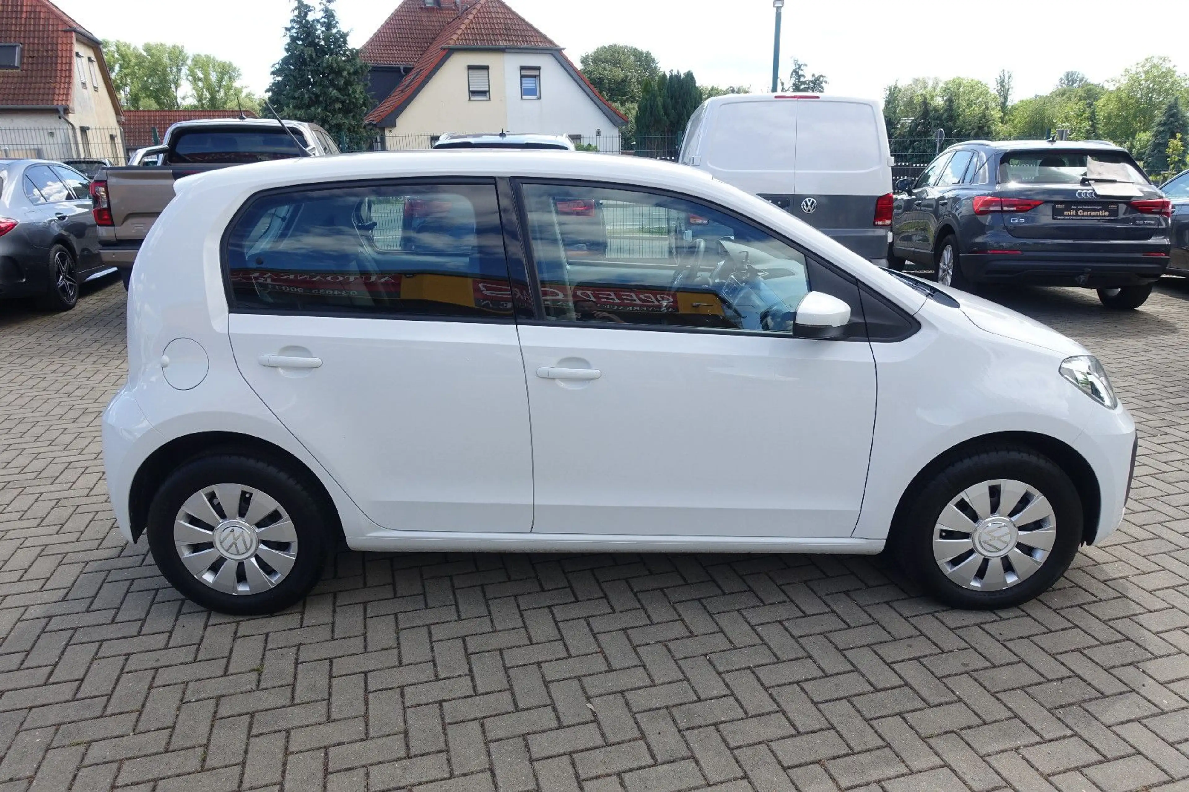 Volkswagen up! *Klima*Brems-Assist*Tempomat*Rückfahrkamera* — photo 4