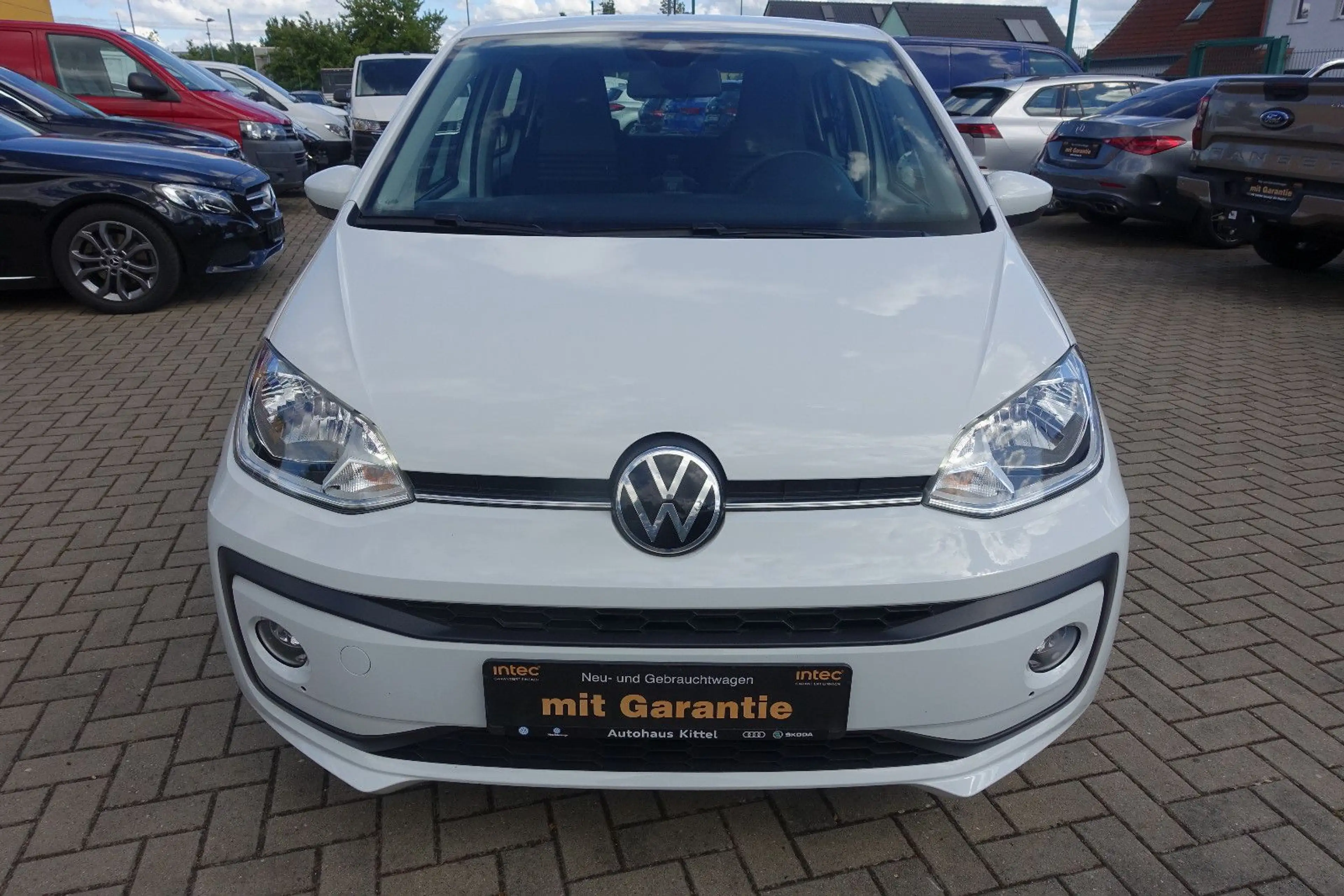 Volkswagen up! *Klima*Brems-Assist*Tempomat*Rückfahrkamera* — photo 2