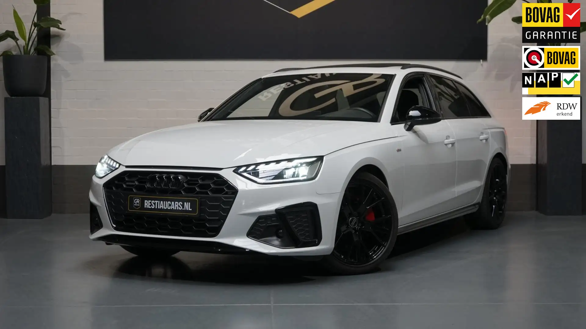 Audi A4 Avant 40 TFSI Quattro Black Optik 3x S-Line AUTOMA Blanco - 1