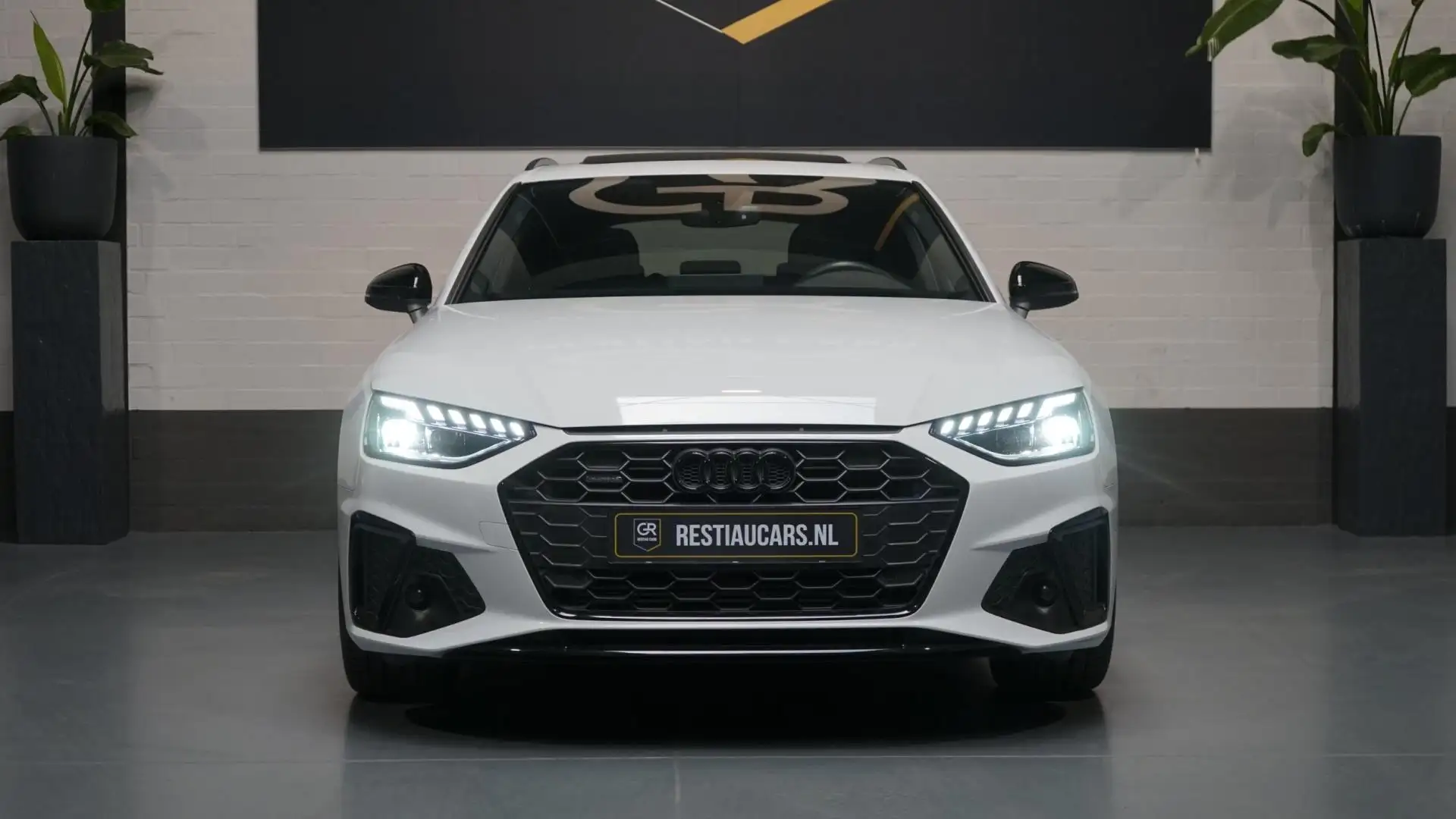 Audi A4 Avant 40 TFSI Quattro Black Optik 3x S-Line AUTOMA Blanco - 2