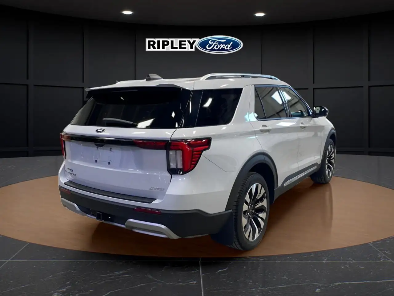 Ford Explorer снимка Ford Explorer