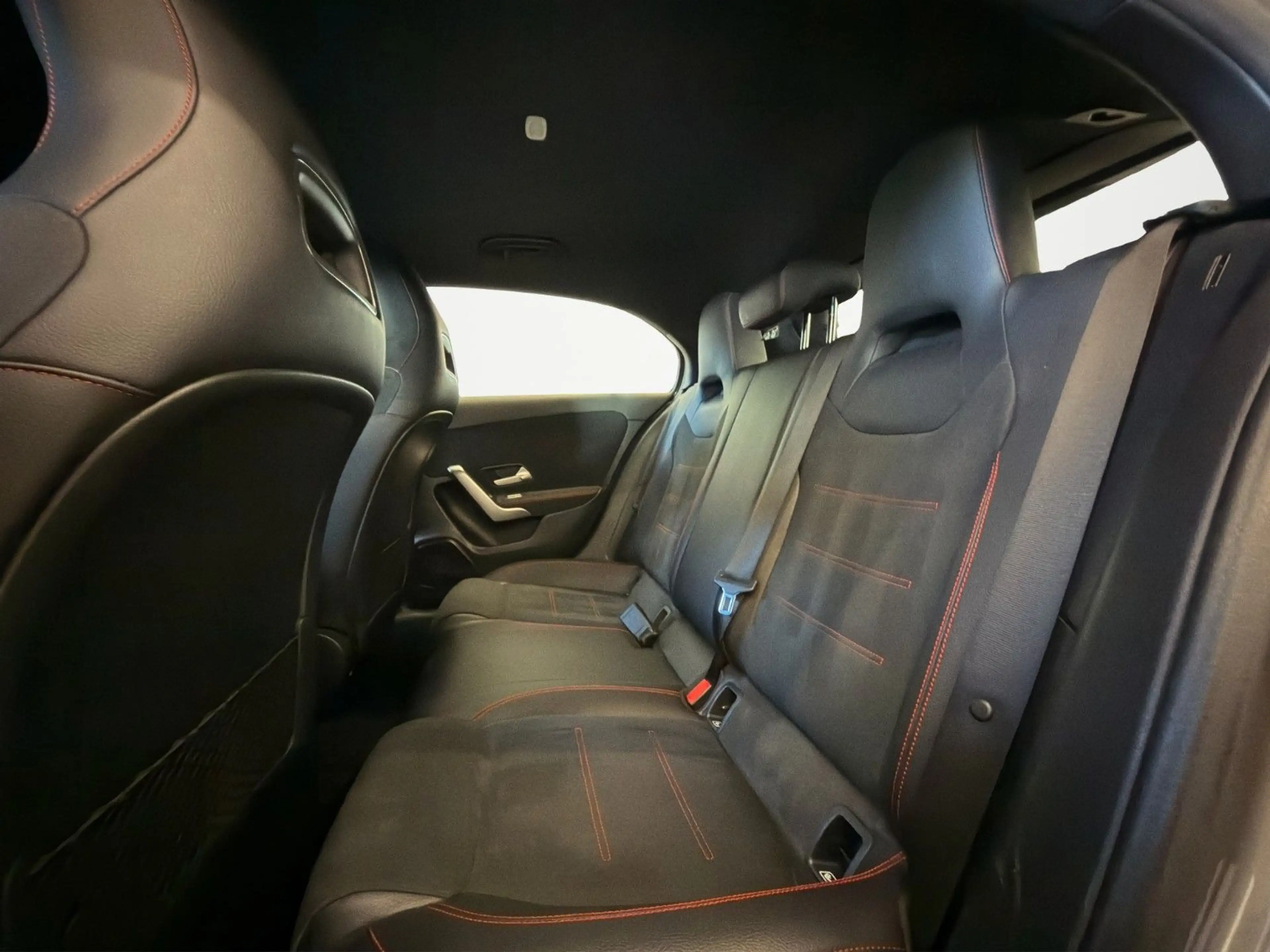 Mercedes-Benz A 250 *LED*AMG Line*SHZ*Finanzierung — photo 13