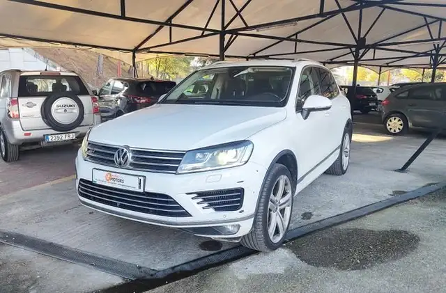 Volkswagen Touareg 3.0TDI V6 BMT R-Line 193kW Tiptronic