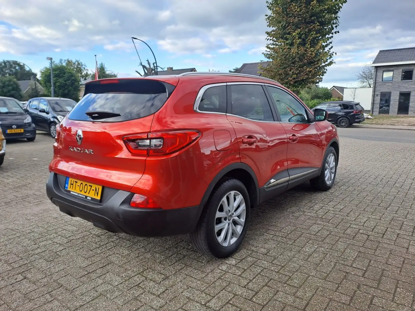 Renault Kadjar 1.2 TCe Zen Navi Cruise 2e eigenaar Rojo - 2