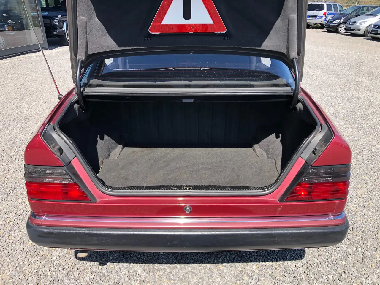 Mercedes-Benz 220 E Automatik*SHD*LPG*, foto 6