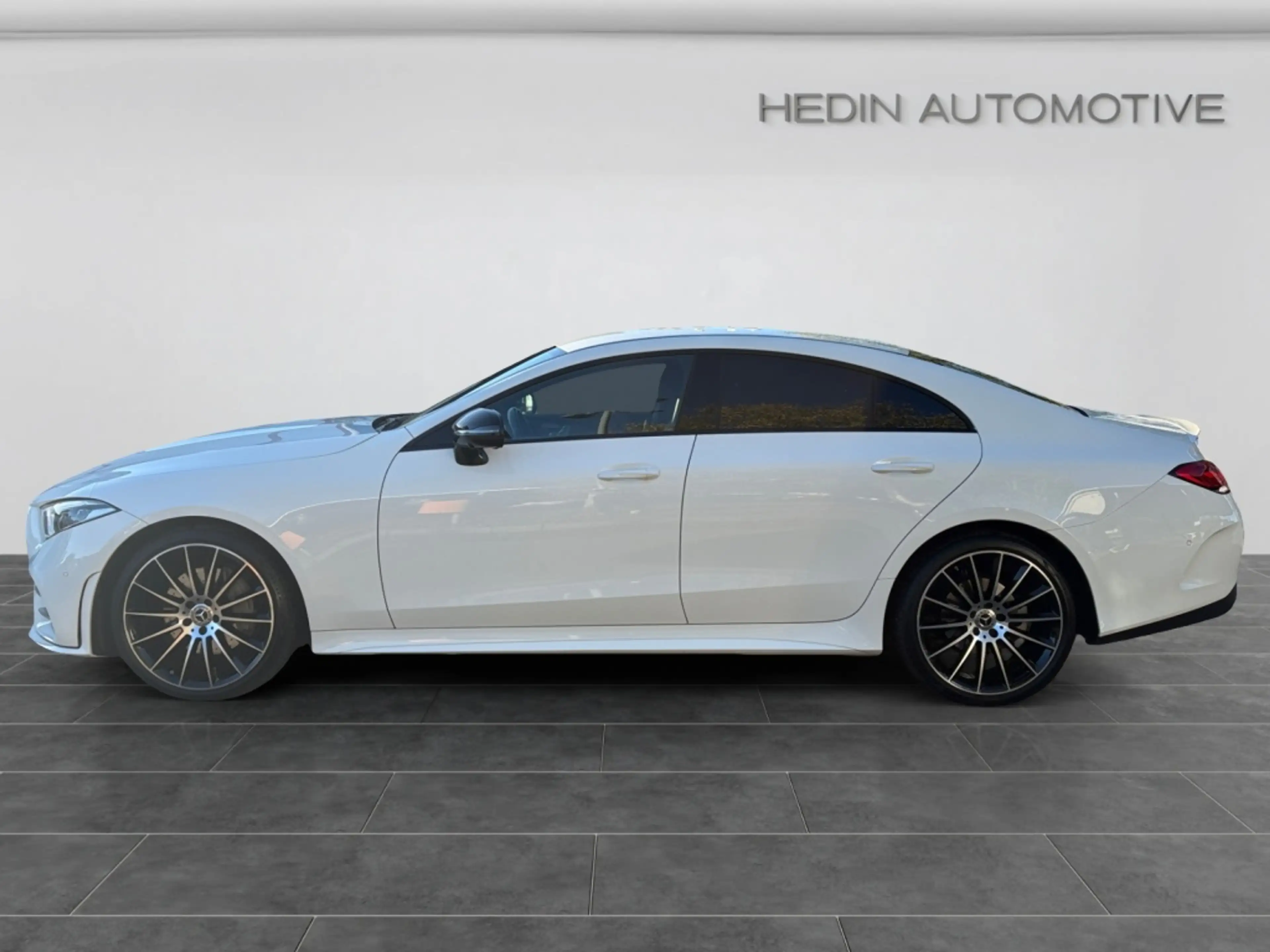 Mercedes-Benz CLS 220 d AMG|MBEAM|NIGHT|AMBI|MBUX|360°|DISTR|LM — photo 3