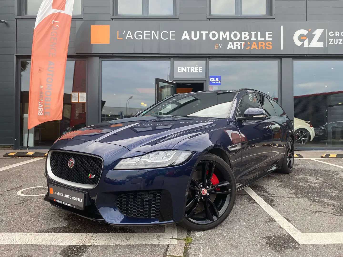 Jaguar XF SB V6 3.0 D - 300 ch BVA _ Gar Bleu - 2