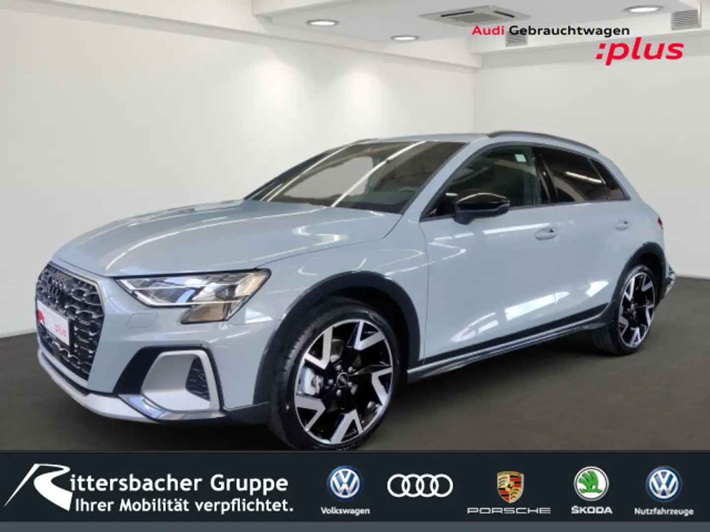 Audi A3 35 TFSI BusiPaket AHK Matrix SONOS Grau - 1