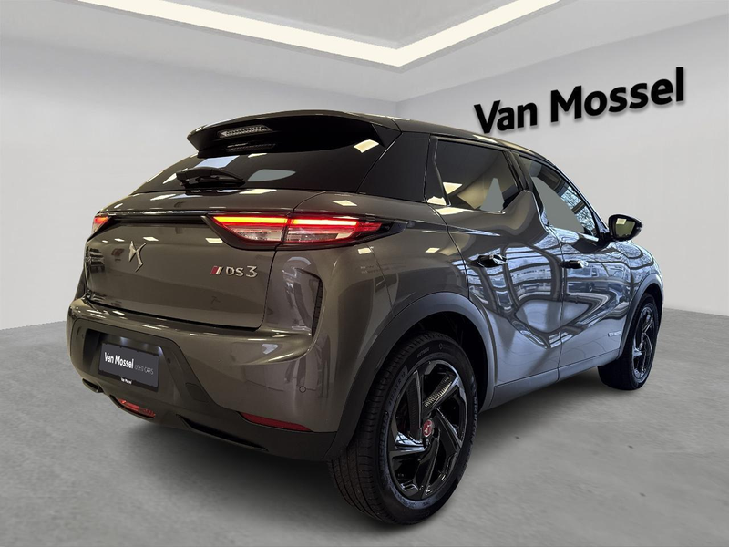 DS Automobiles DS 3 Crossback E-Tense Performance Line — photo 5