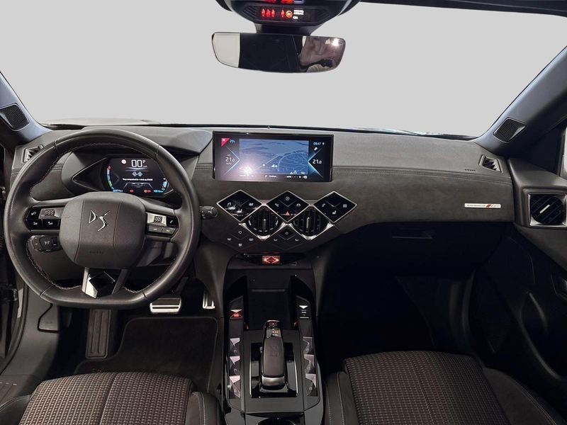 DS Automobiles DS 3 Crossback E-Tense Performance Line — photo 14