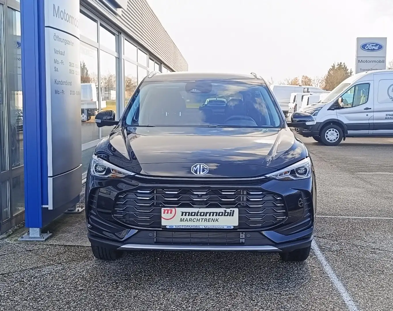 MG ZS + 1.5 Deluxe Noir - 2