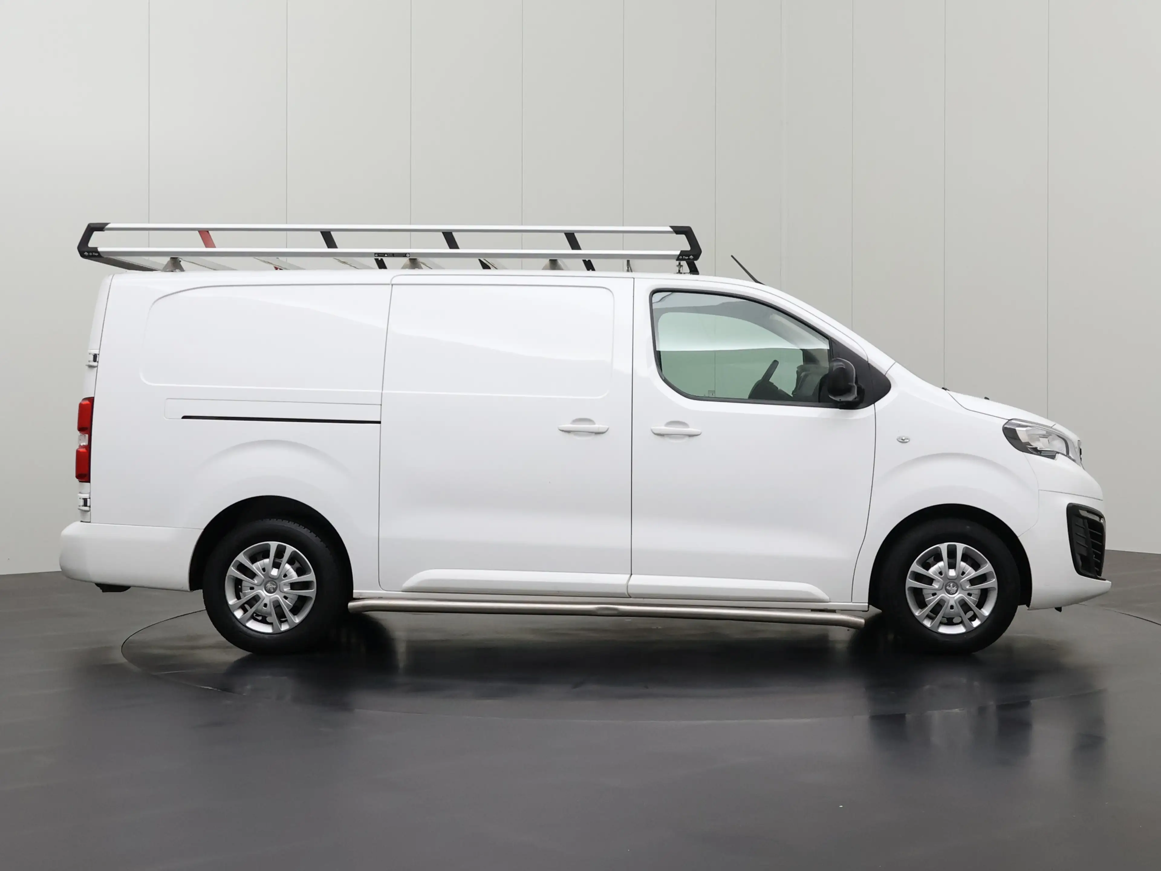 Peugeot e-Expert Long Asphalt 75 kWh | Elektrisch | Imperiaal | Tre — photo 13