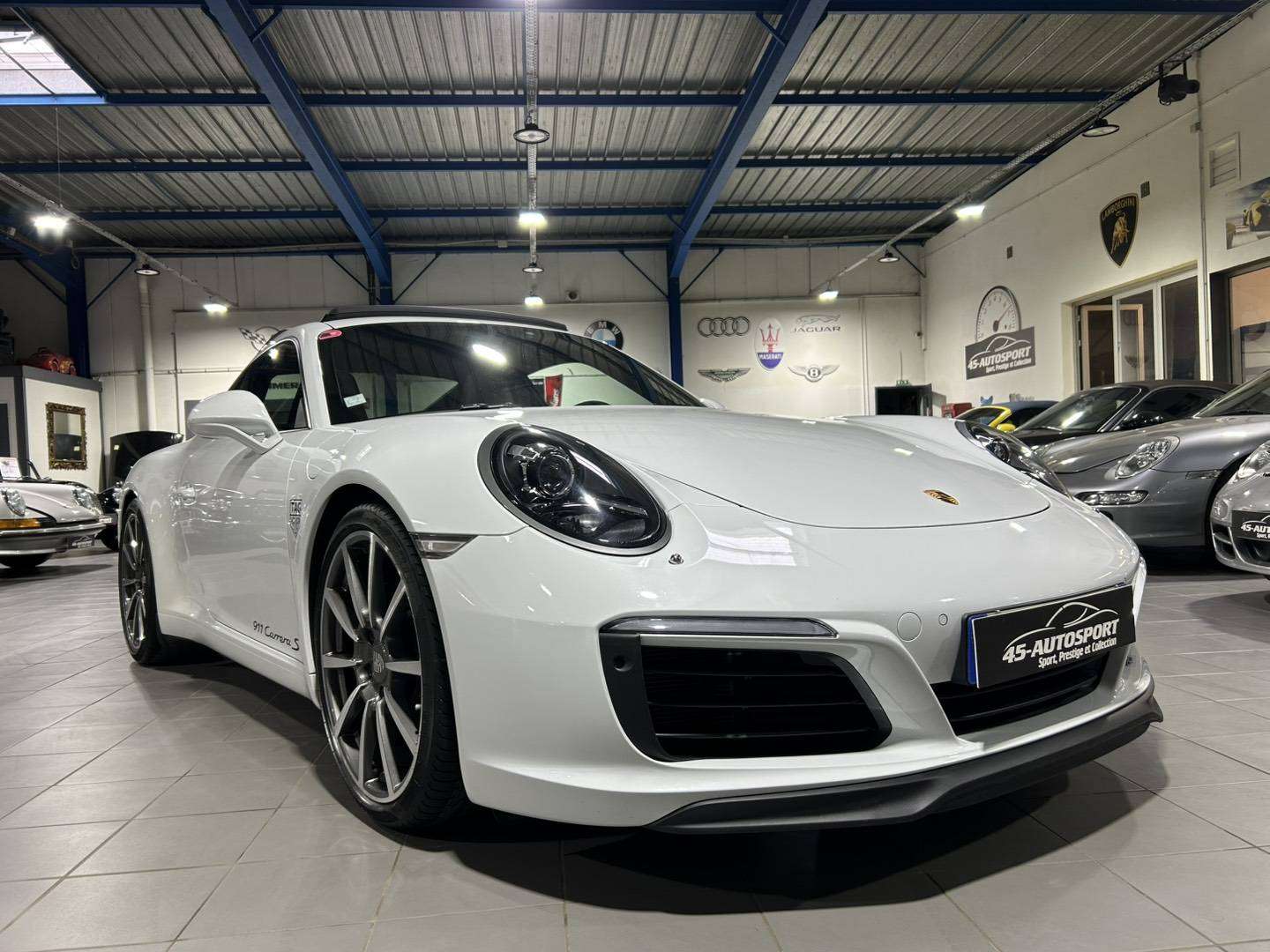 Porsche 911