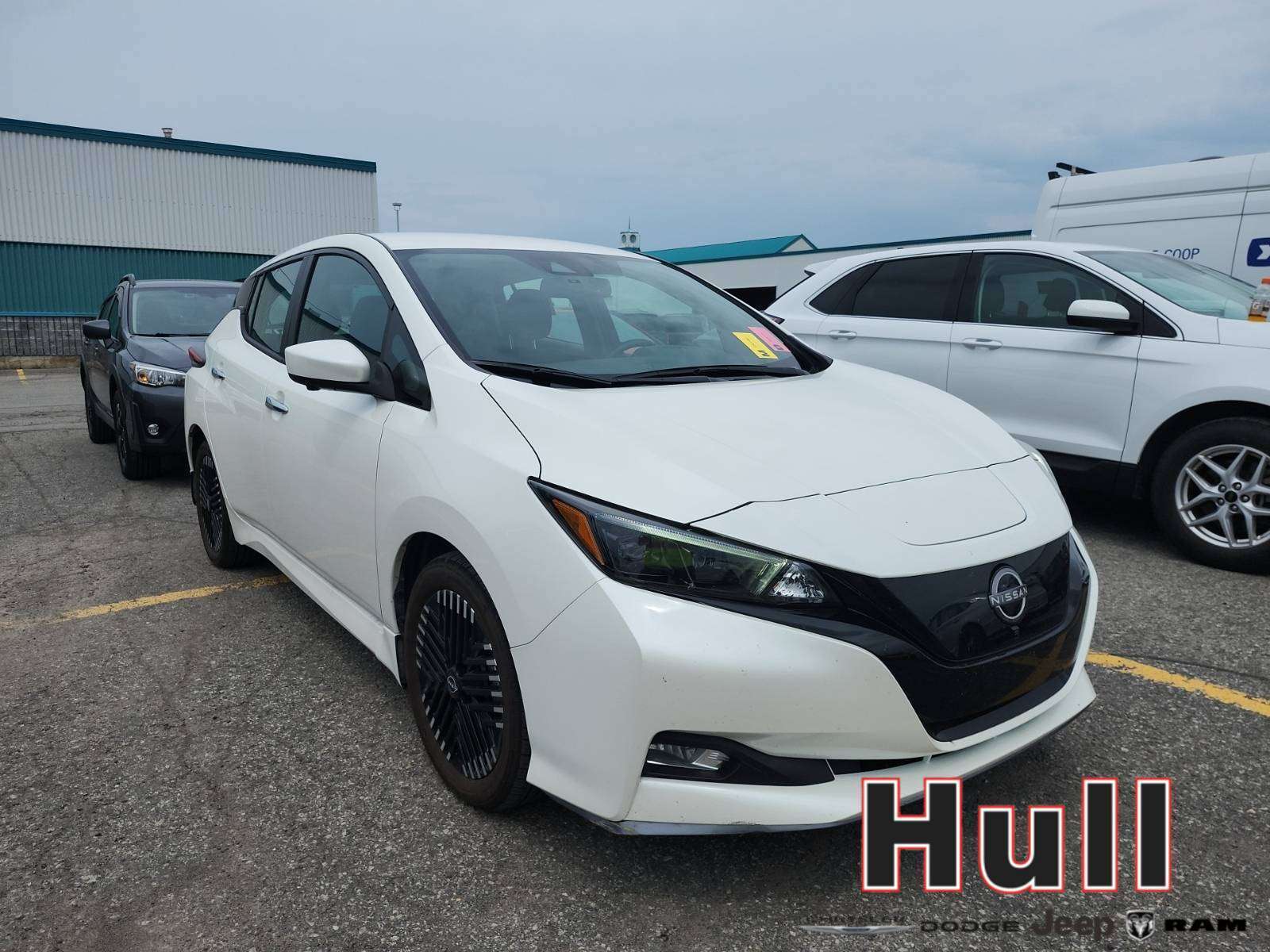 2023 Nissan LEAF SV Plus FWD